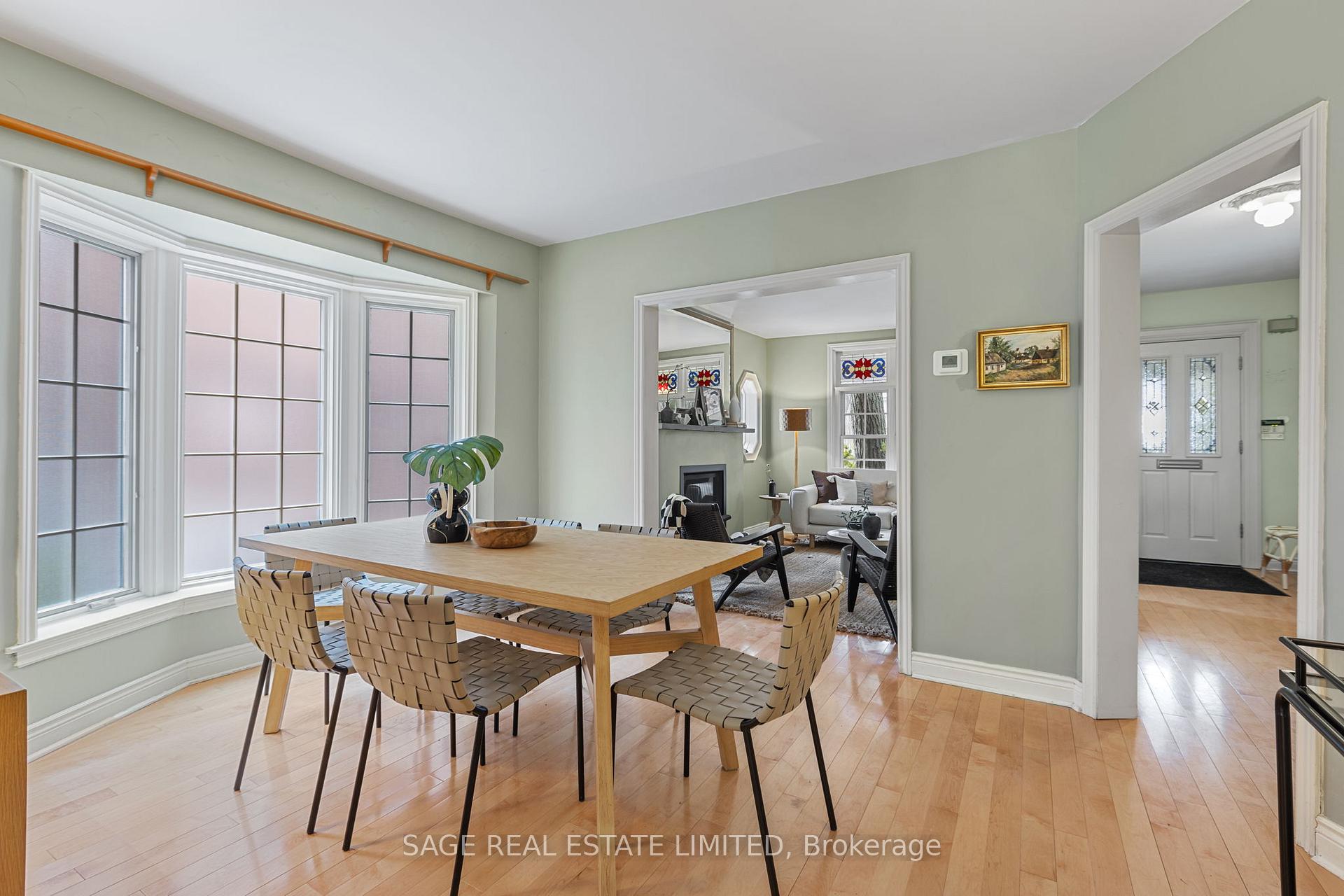 Photo 11 of 197 Willow Avenue, Toronto, The Beaches — HOMEH