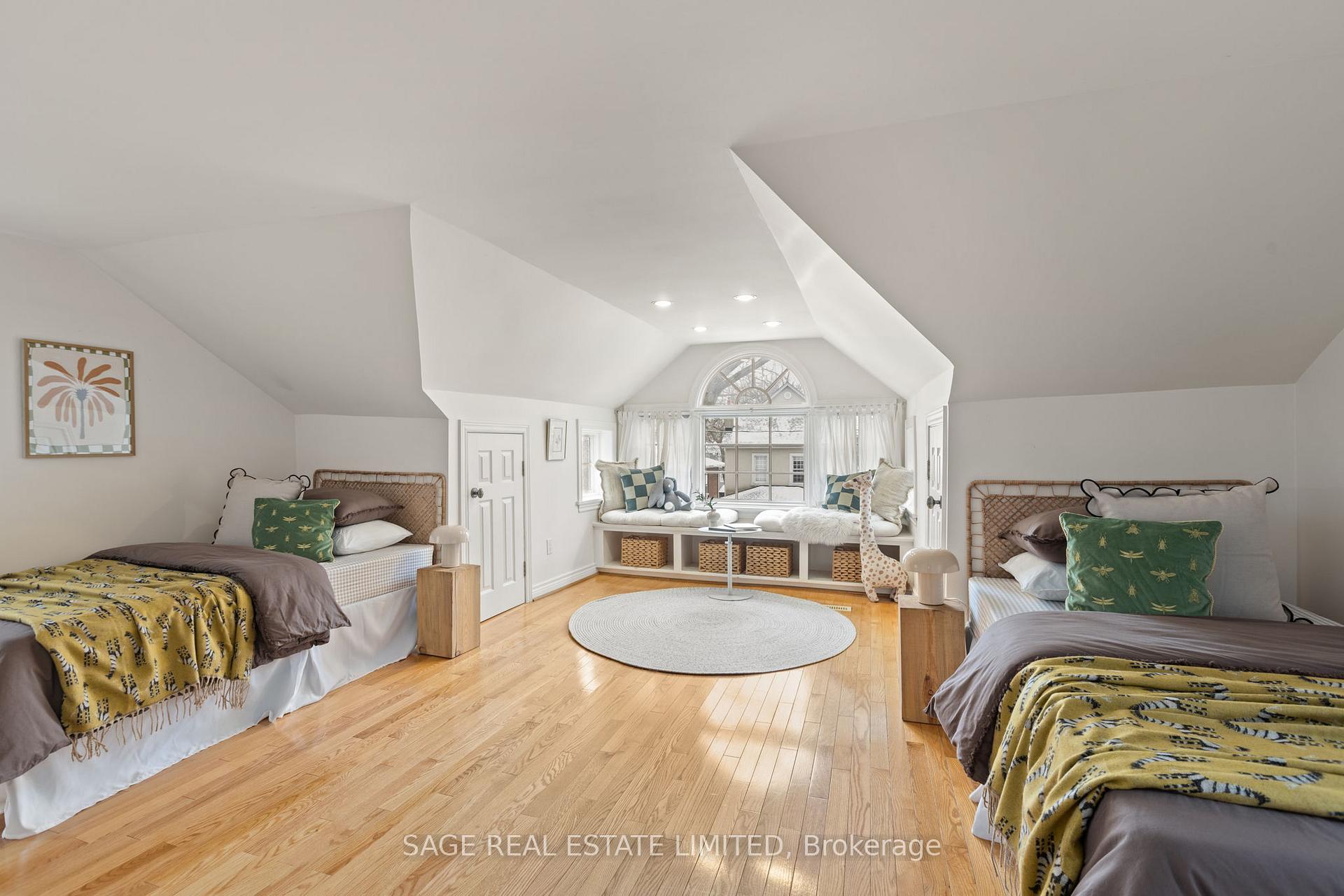 Photo 25 of 197 Willow Avenue, Toronto, The Beaches — HOMEH