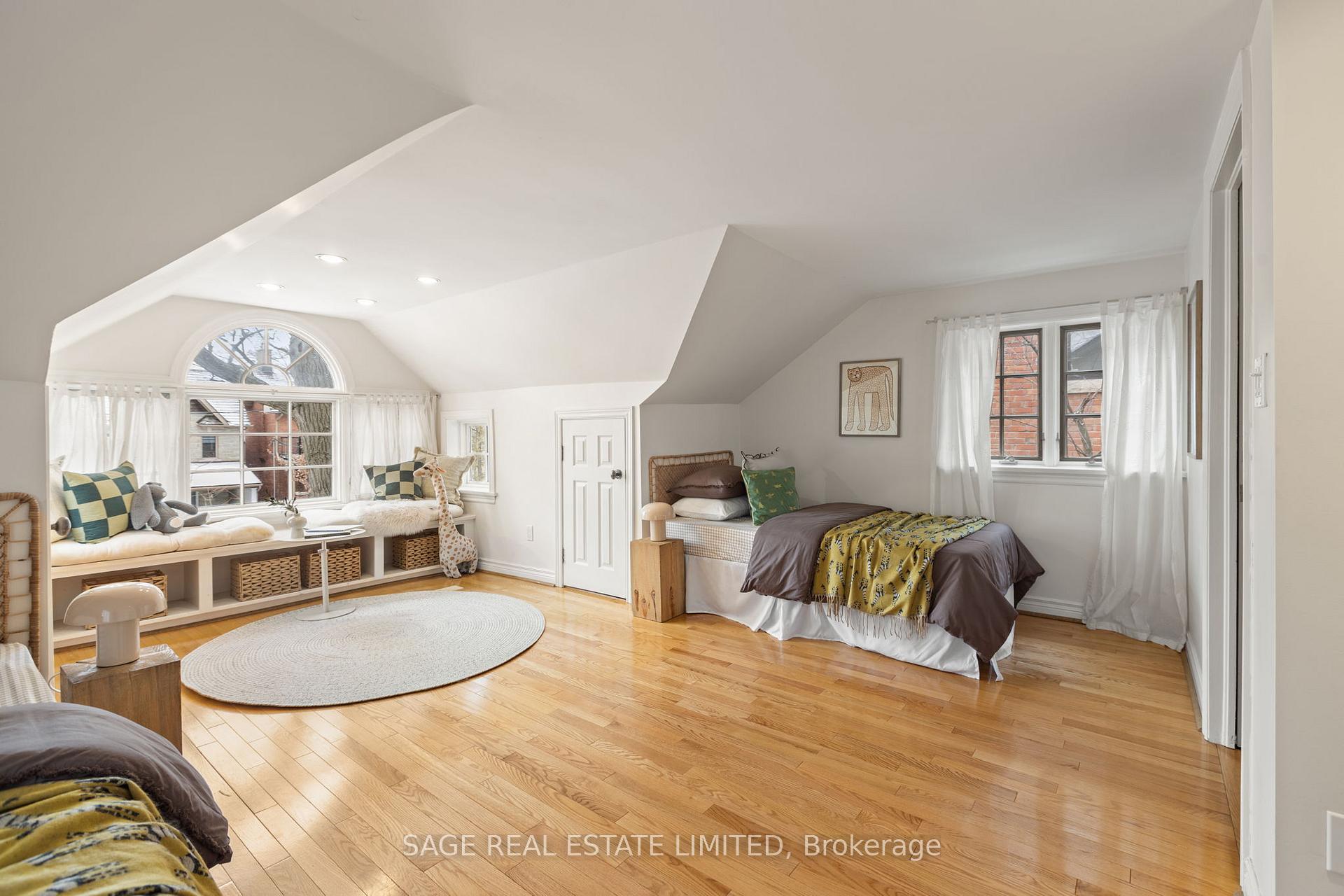 Photo 27 of 197 Willow Avenue, Toronto, The Beaches — HOMEH