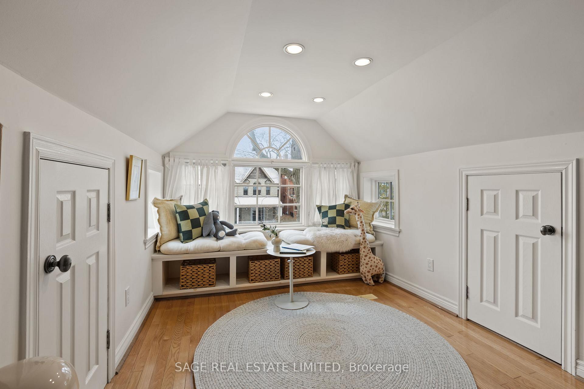Photo 28 of 197 Willow Avenue, Toronto, The Beaches — HOMEH