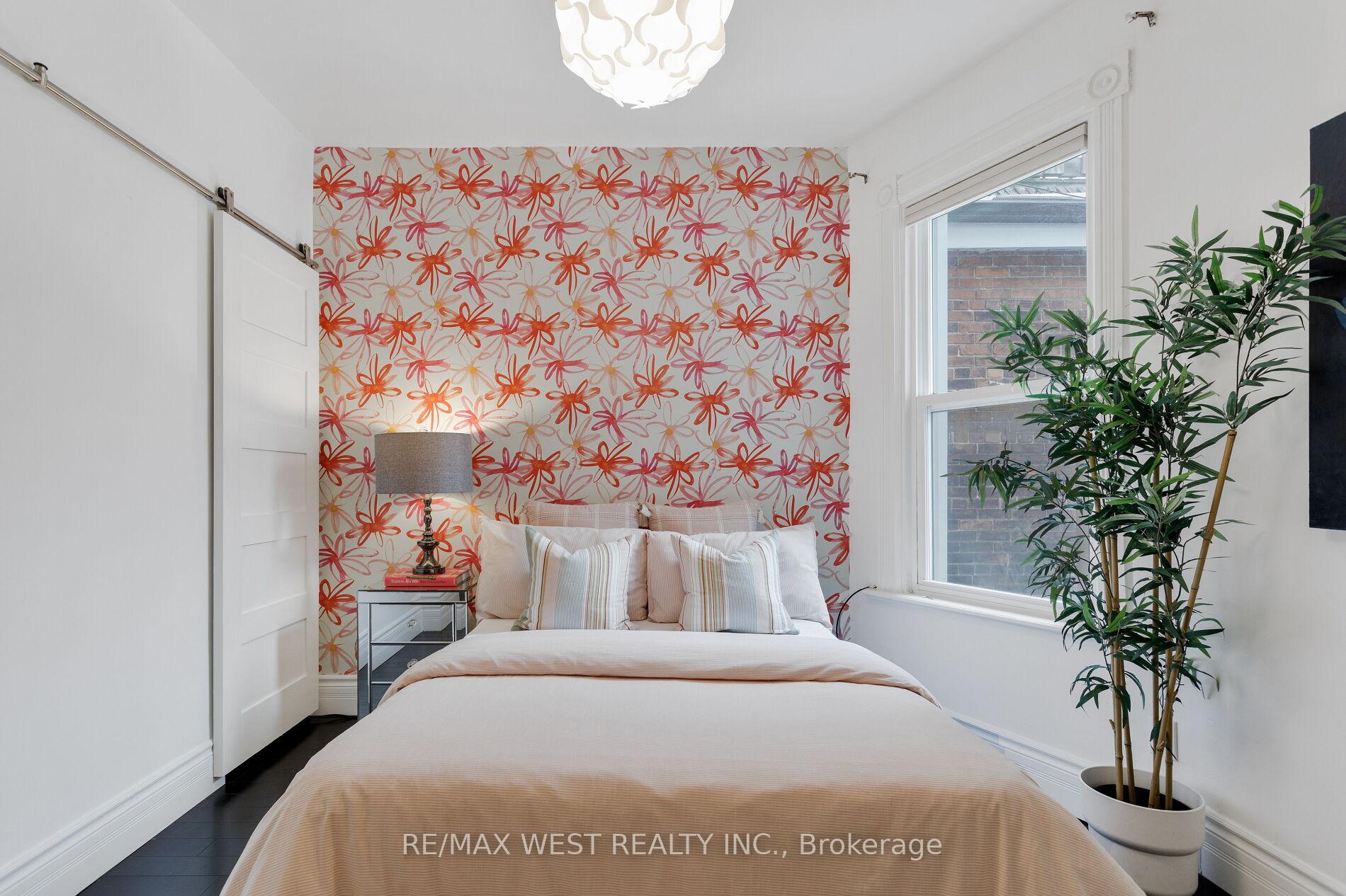 Photo 8 of 303 Crawford Street, Toronto, Trinity-Bellwoods — HOMEH