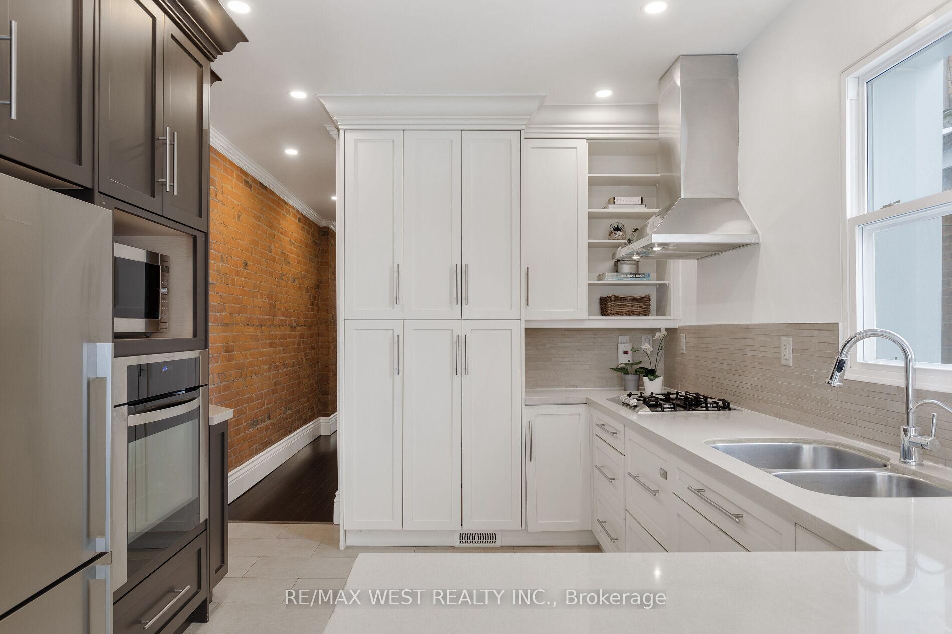 Photo 14 of 303 Crawford Street, Toronto, Trinity-Bellwoods — HOMEH