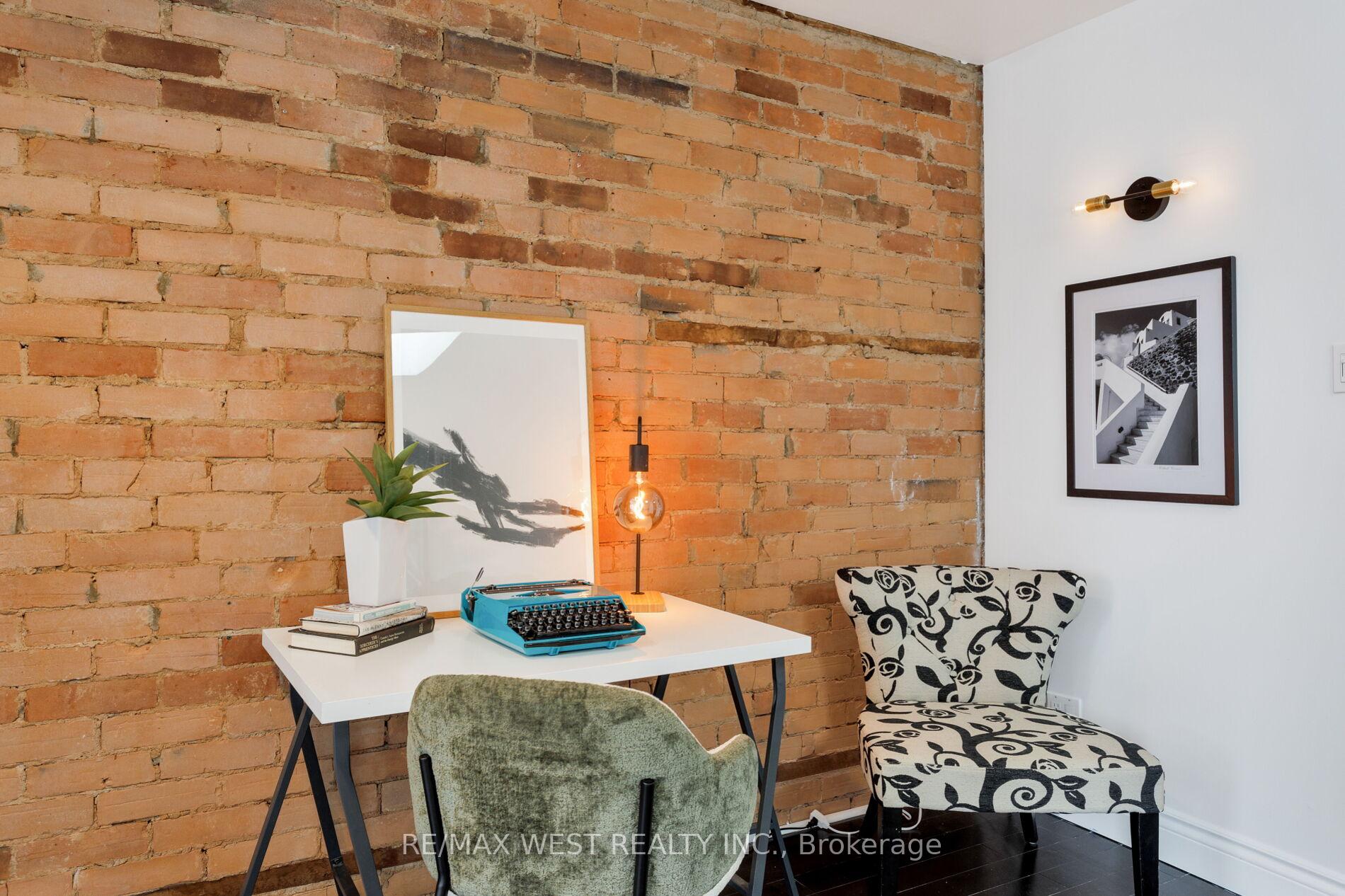 Photo 20 of 303 Crawford Street, Toronto, Trinity-Bellwoods — HOMEH