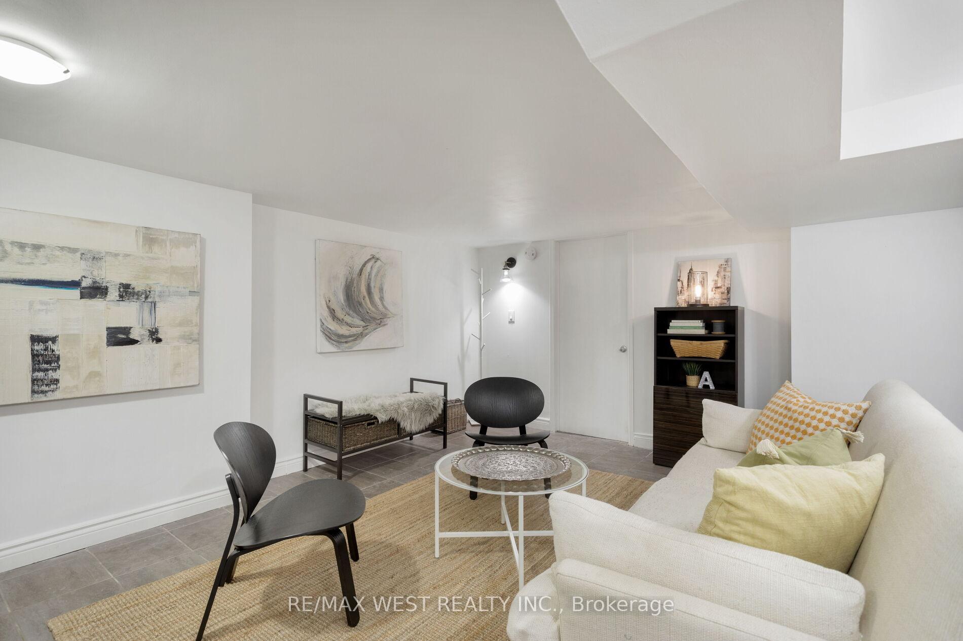 Photo 36 of 303 Crawford Street, Toronto, Trinity-Bellwoods — HOMEH