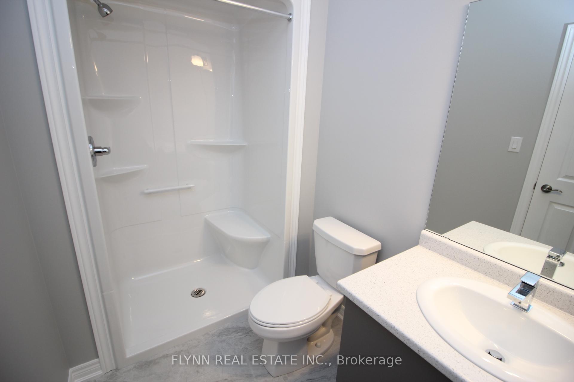Photo 24 of 10 Elvira Way, Thorold, Rolling Meadows — HOMEH