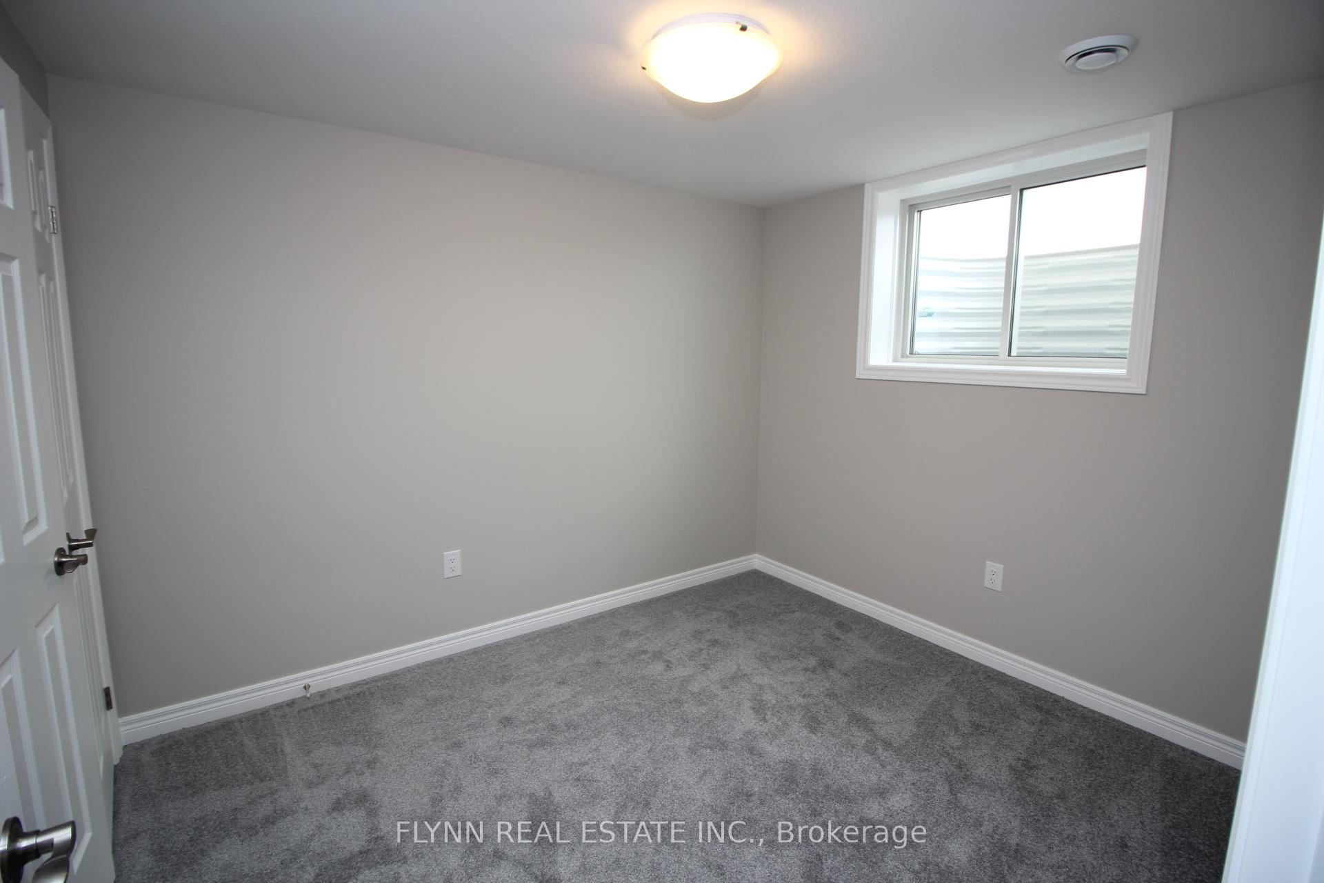 Photo 28 of 10 Elvira Way, Thorold, Rolling Meadows — HOMEH
