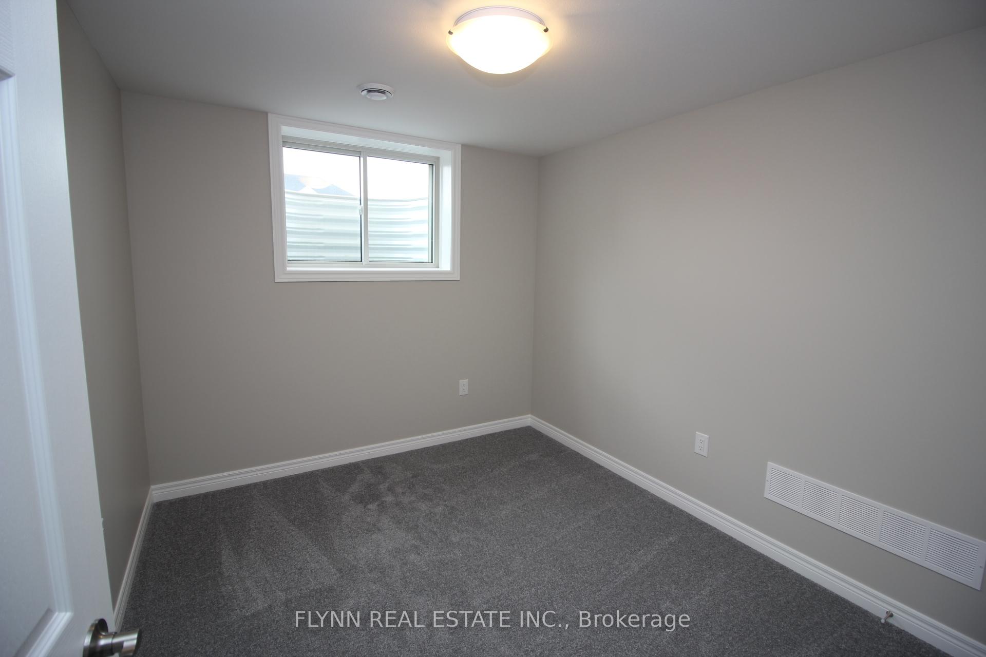 Photo 31 of 10 Elvira Way, Thorold, Rolling Meadows — HOMEH