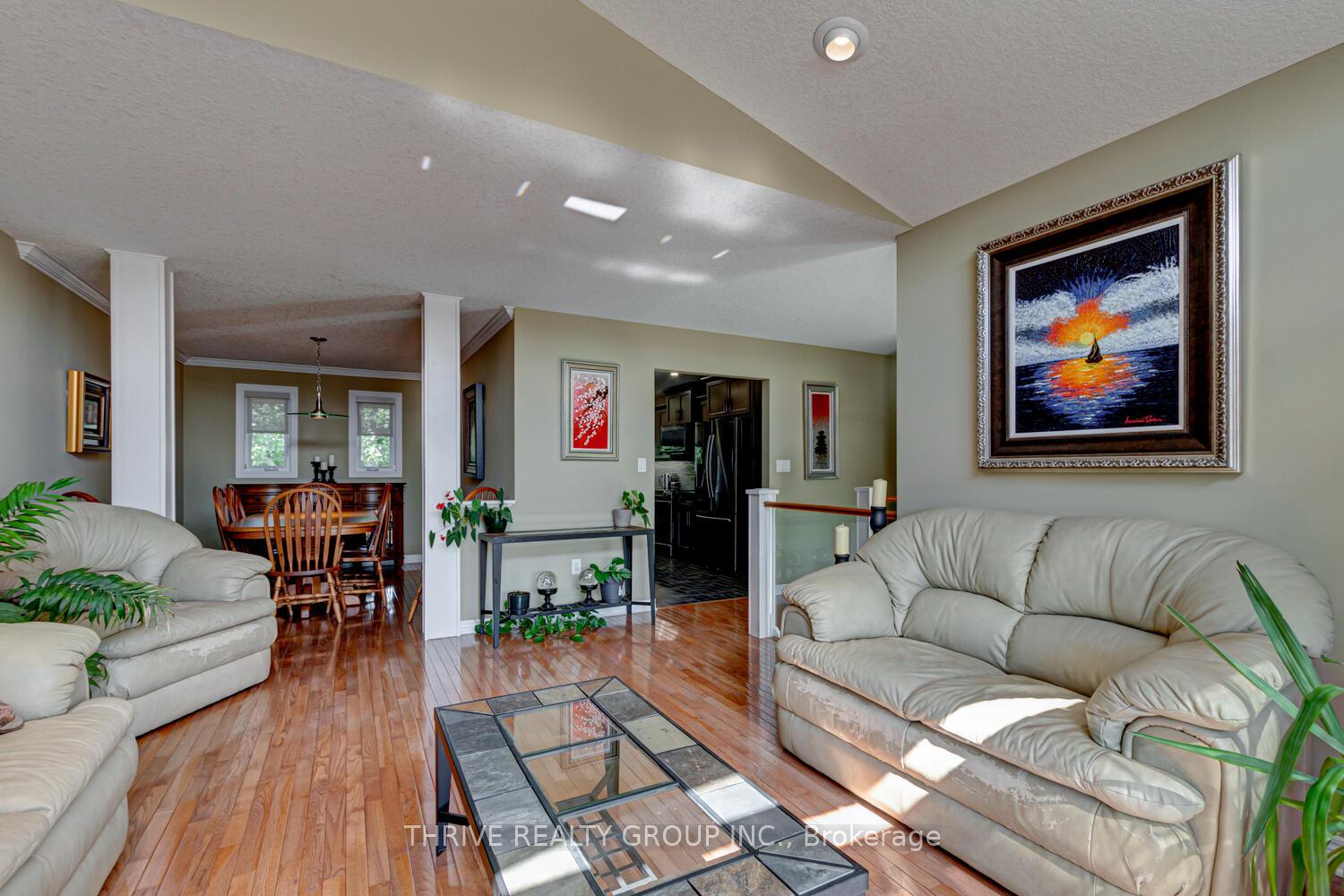 Photo 10 of 544 Darcy Drive, Strathroy-Caradoc, NE — HOMEH