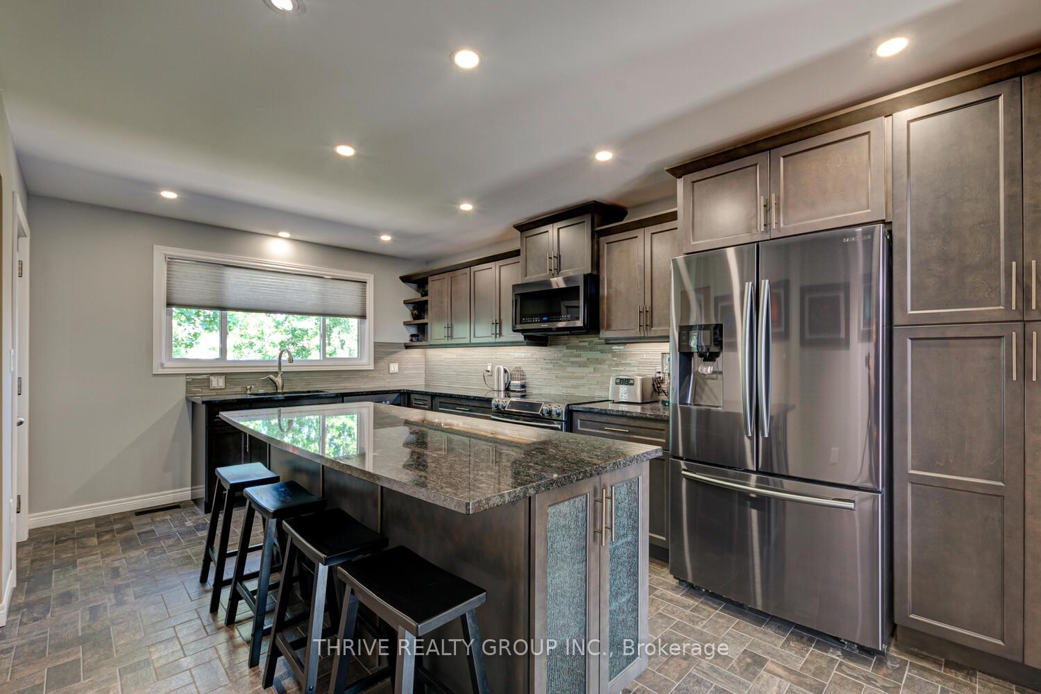 Photo 16 of 544 Darcy Drive, Strathroy-Caradoc, NE — HOMEH