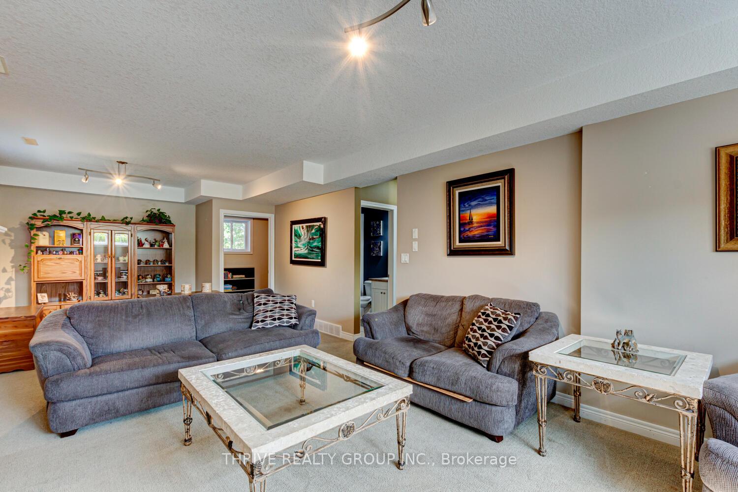 Photo 33 of 544 Darcy Drive, Strathroy-Caradoc, NE — HOMEH
