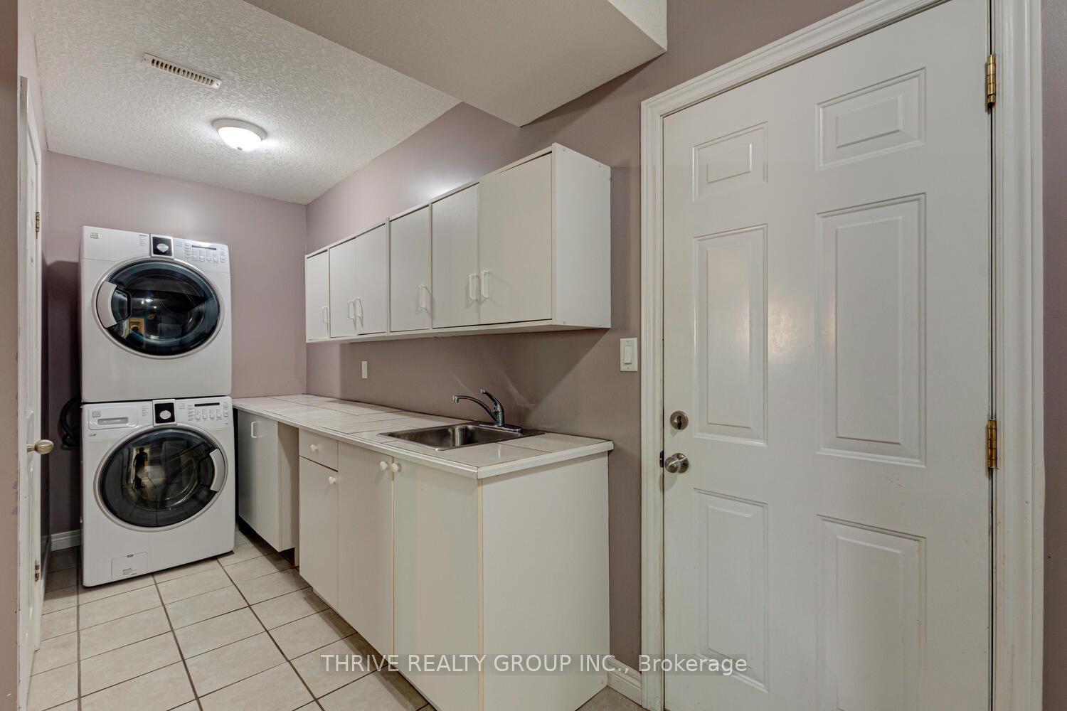 Photo 40 of 544 Darcy Drive, Strathroy-Caradoc, NE — HOMEH