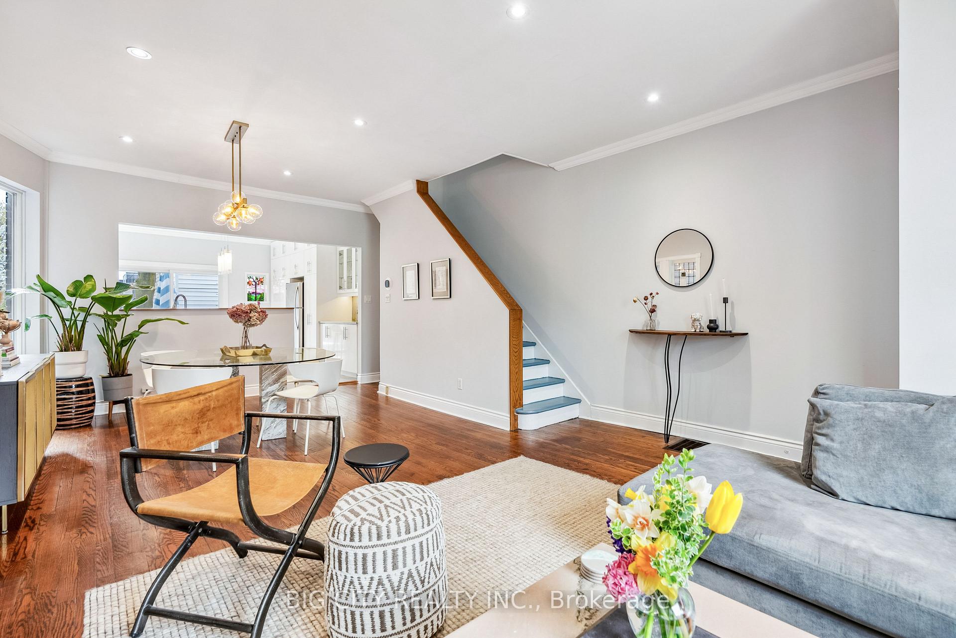 Photo 13 of 49 Columbine Avenue, Toronto, The Beaches — HOMEH