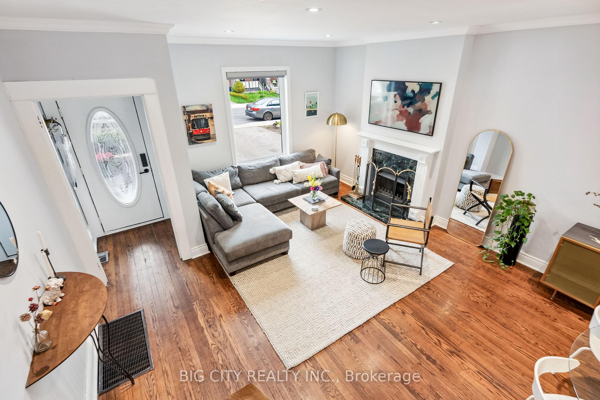 Photo 14 of 49 Columbine Avenue, Toronto, The Beaches — HOMEH