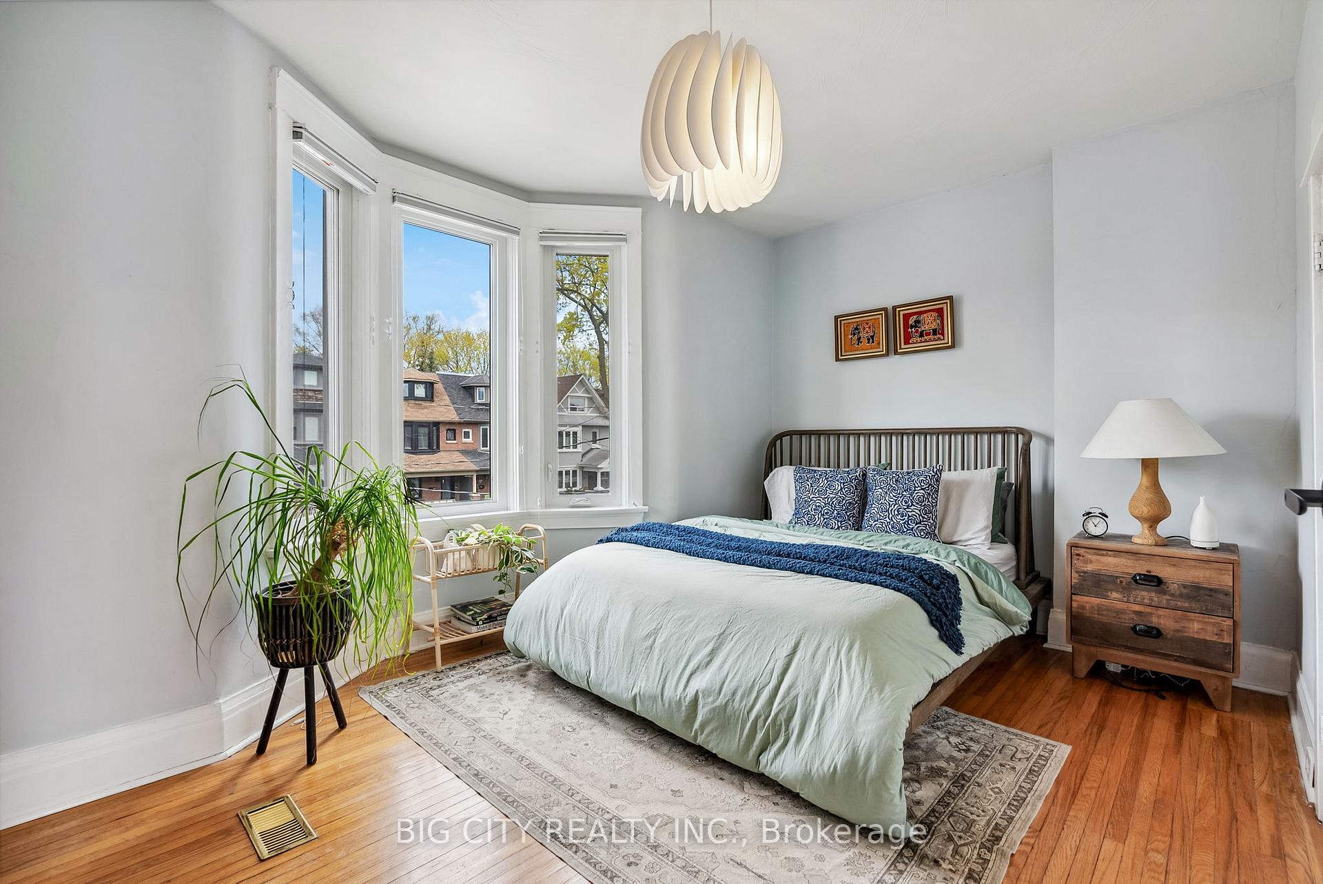 Photo 16 of 49 Columbine Avenue, Toronto, The Beaches — HOMEH