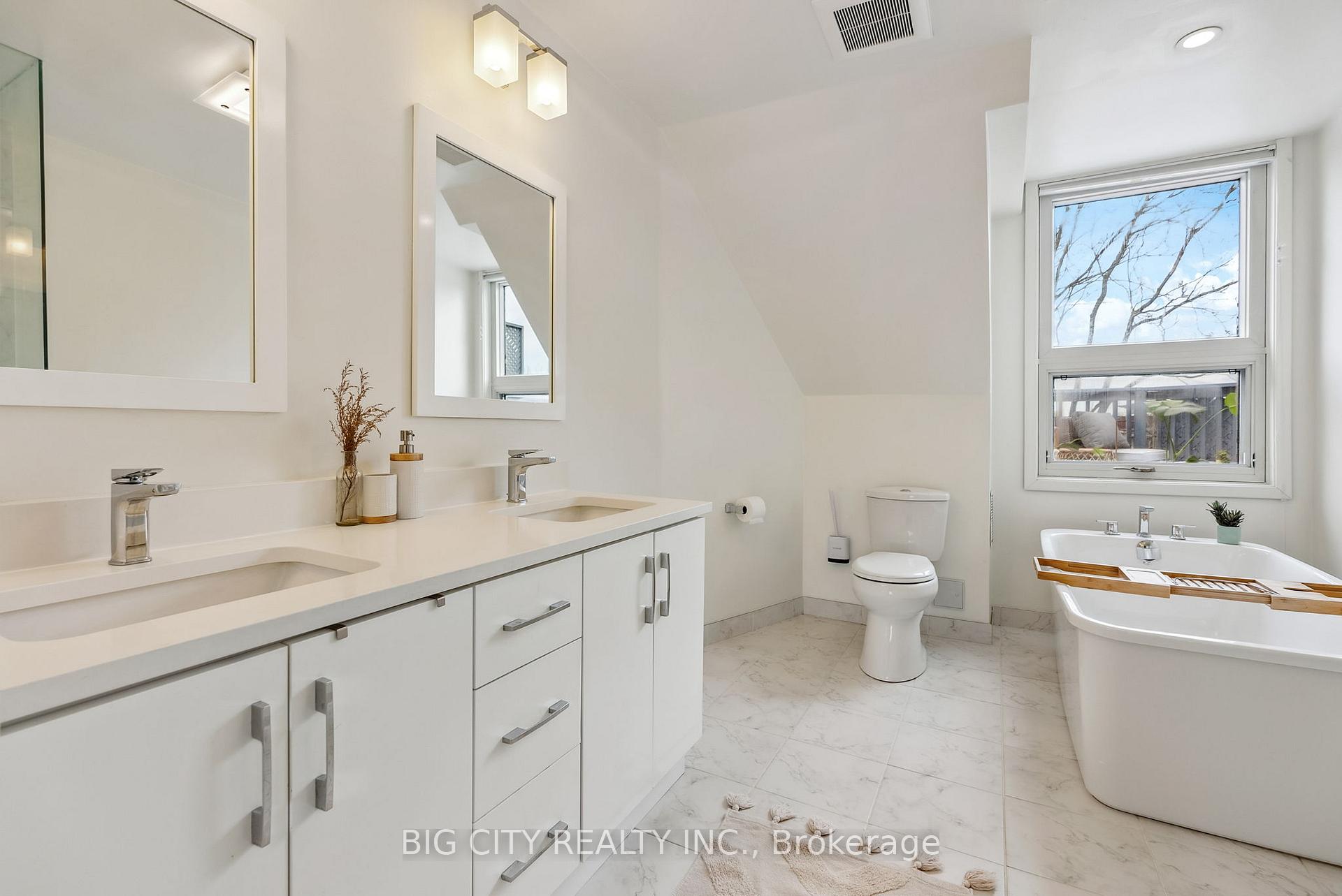 Photo 23 of 49 Columbine Avenue, Toronto, The Beaches — HOMEH