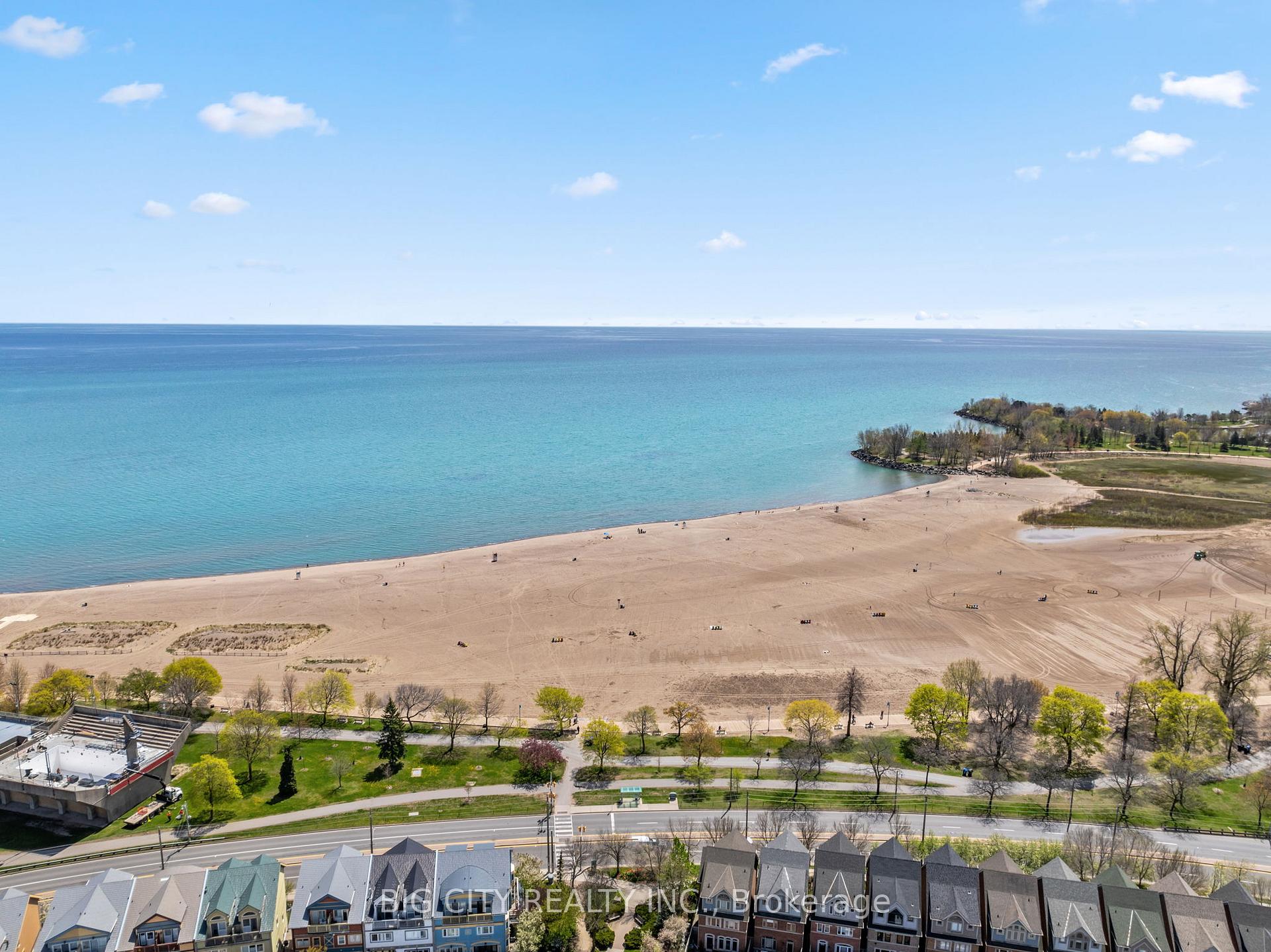 Photo 36 of 49 Columbine Avenue, Toronto, The Beaches — HOMEH