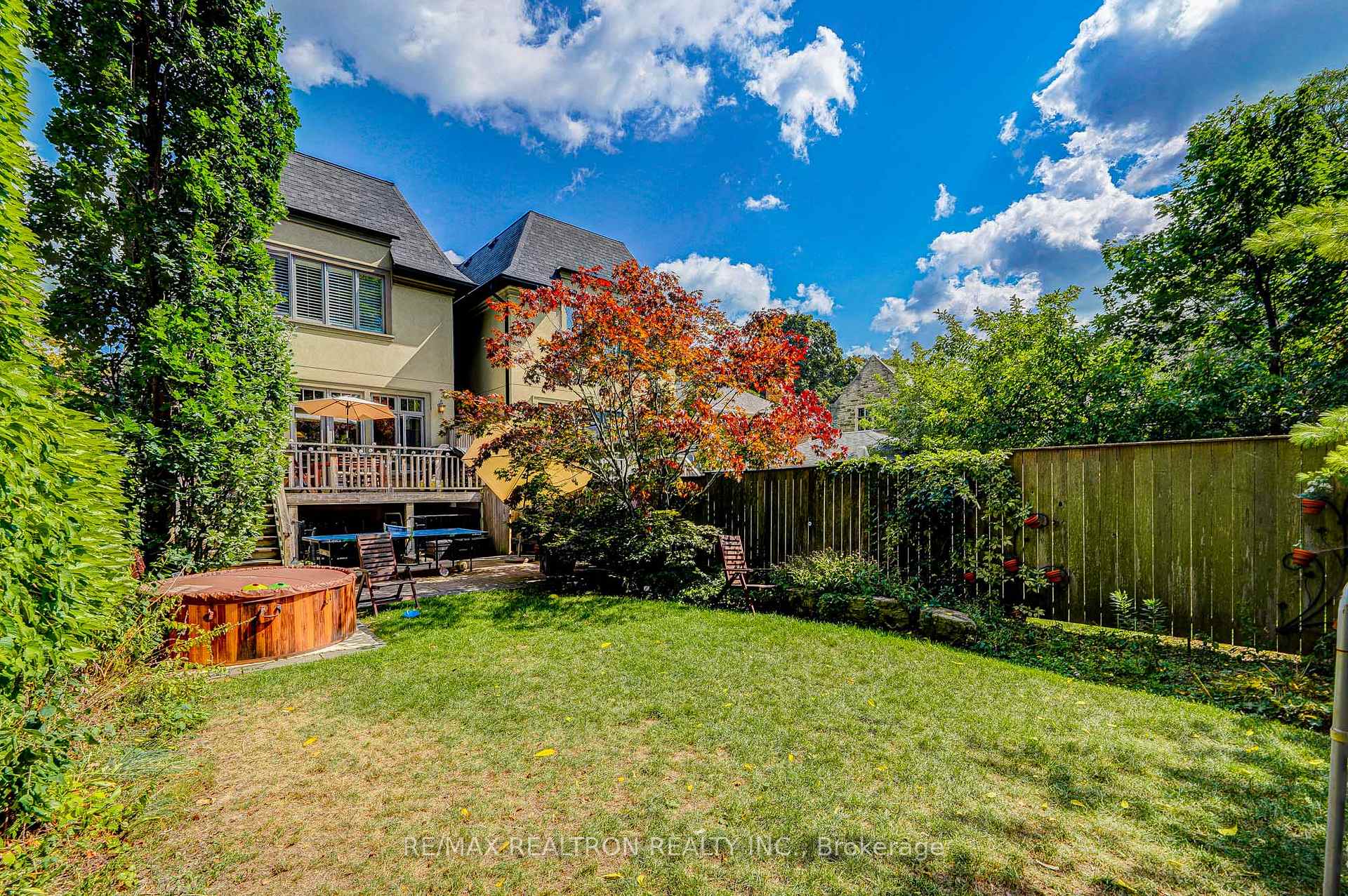 Photo 41 of 52 Ridley Boulevard, Toronto, Bedford Park-Nortown — HOMEH