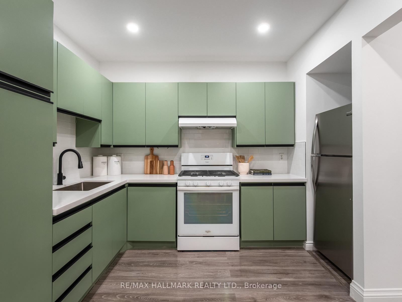 Photo 11 of 597 Logan Avenue, Toronto, North Riverdale — HOMEH