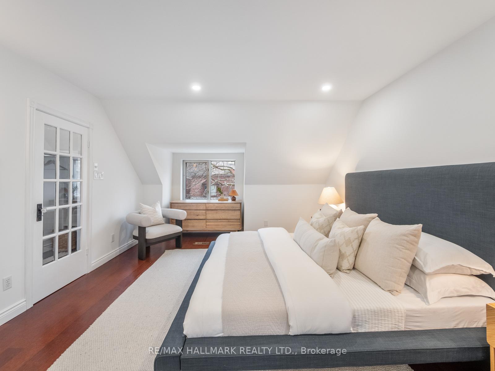 Photo 35 of 597 Logan Avenue, Toronto, North Riverdale — HOMEH
