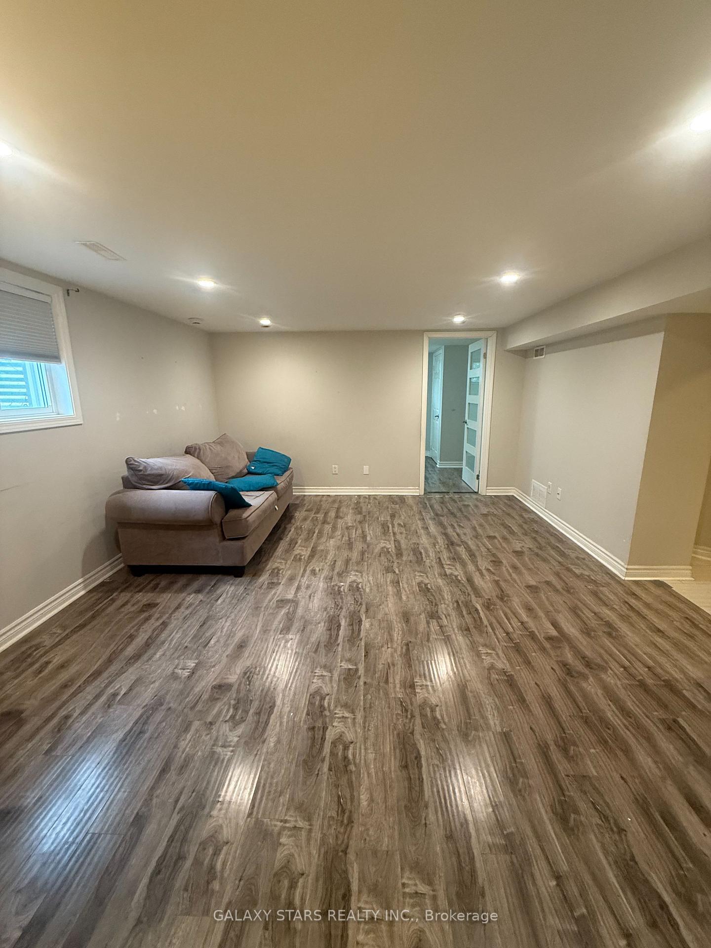 Photo 2 of Unit Basement, 15 Brian Avenue, Scarborough, Wexford-Maryvale — HOMEH