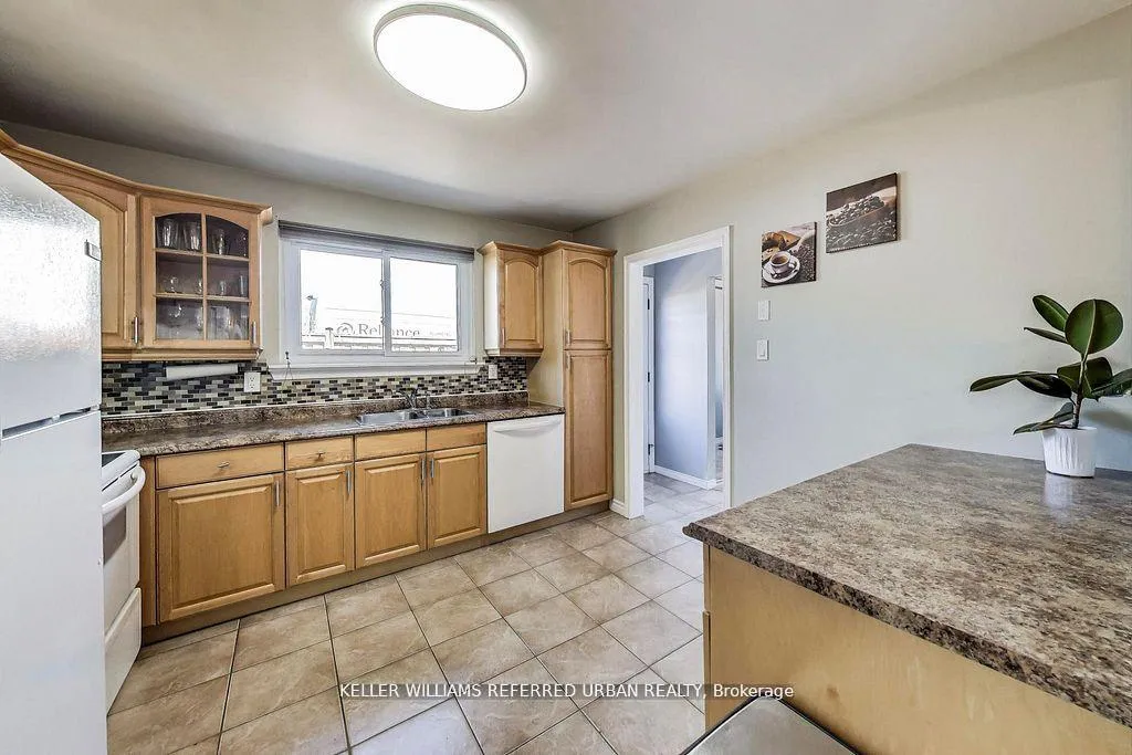Photo 13 of 116 Fallingdale Crescent, Brampton, Southgate — HOMEH