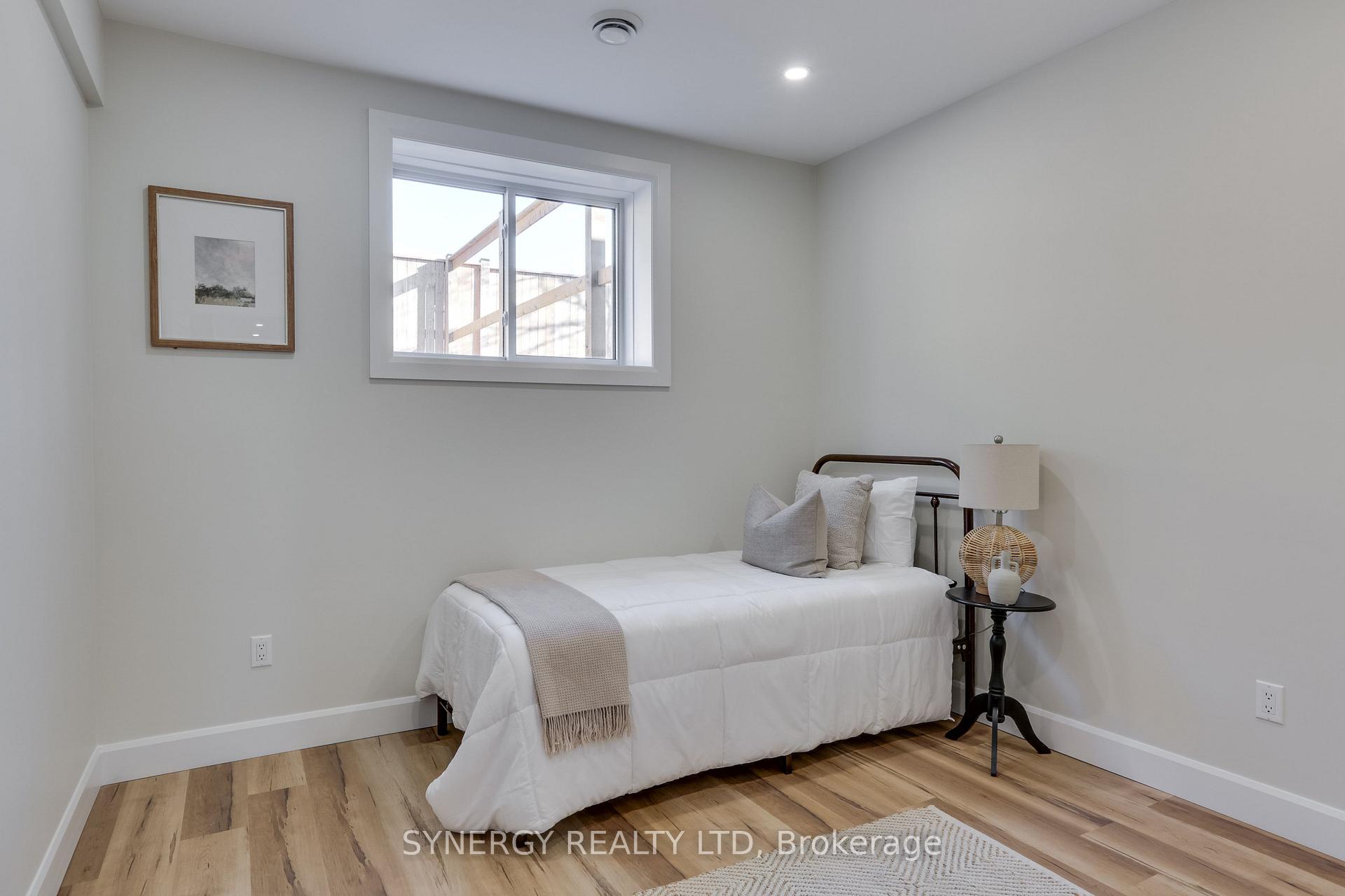 Photo 32 of 3 Haddon Lane, Strathroy-Caradoc, NW — HOMEH