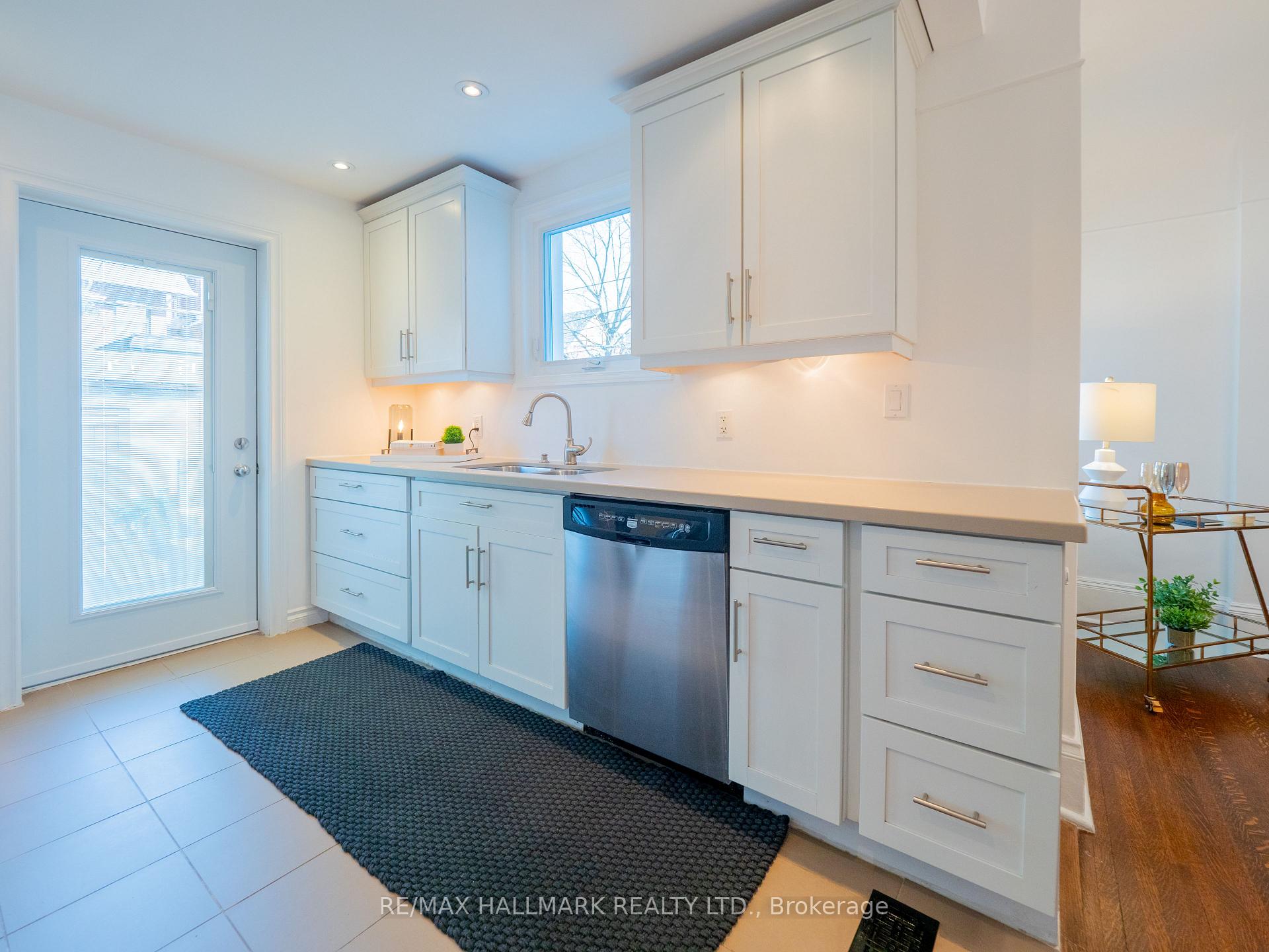 Photo 17 of 30 Wolfrey Avenue, Toronto, North Riverdale — HOMEH