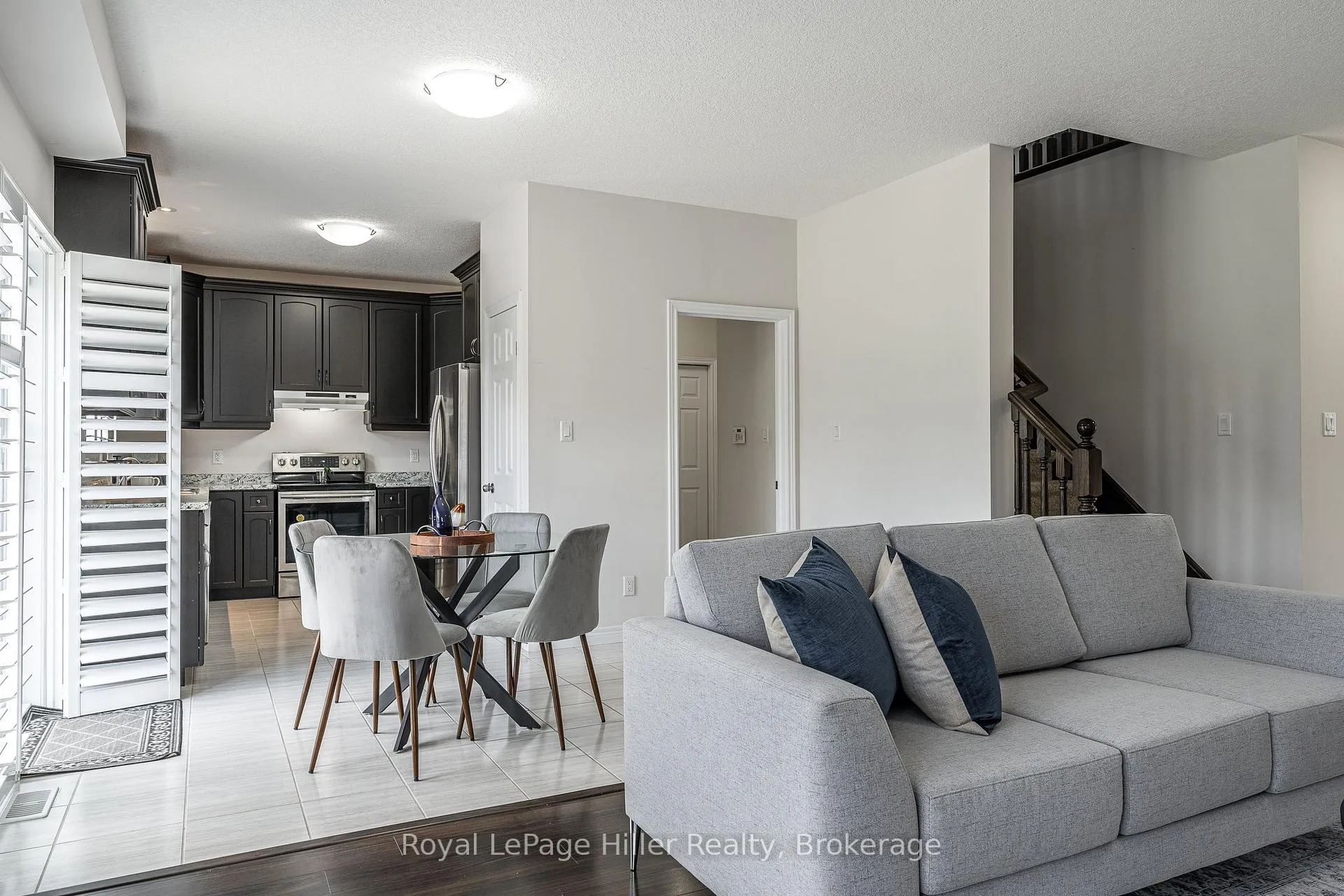 Photo 15 of 112 Thomas Street, Stratford — HOMEH