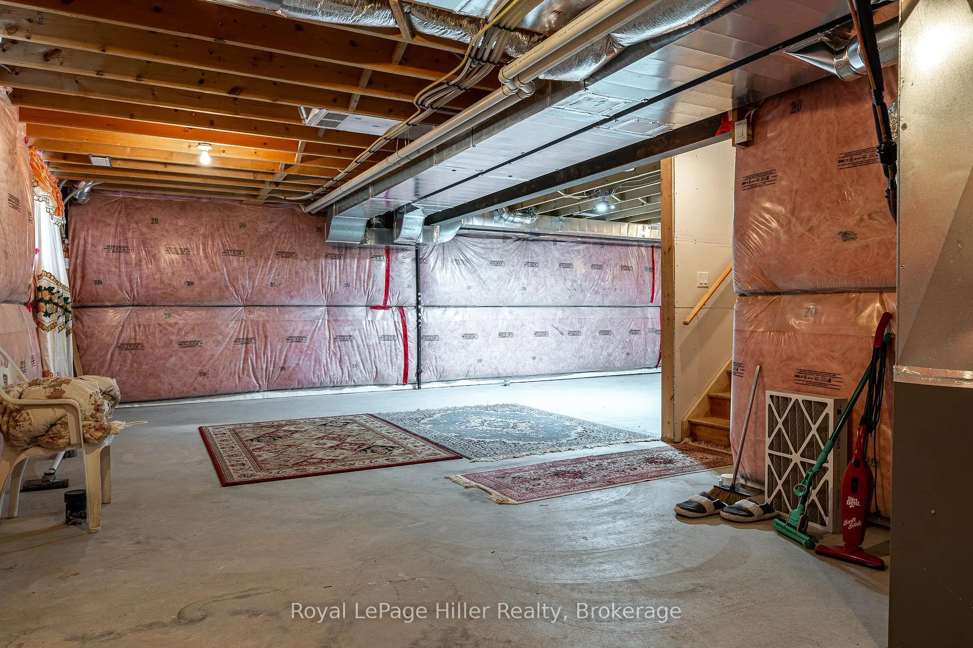 Photo 40 of 112 Thomas Street, Stratford — HOMEH