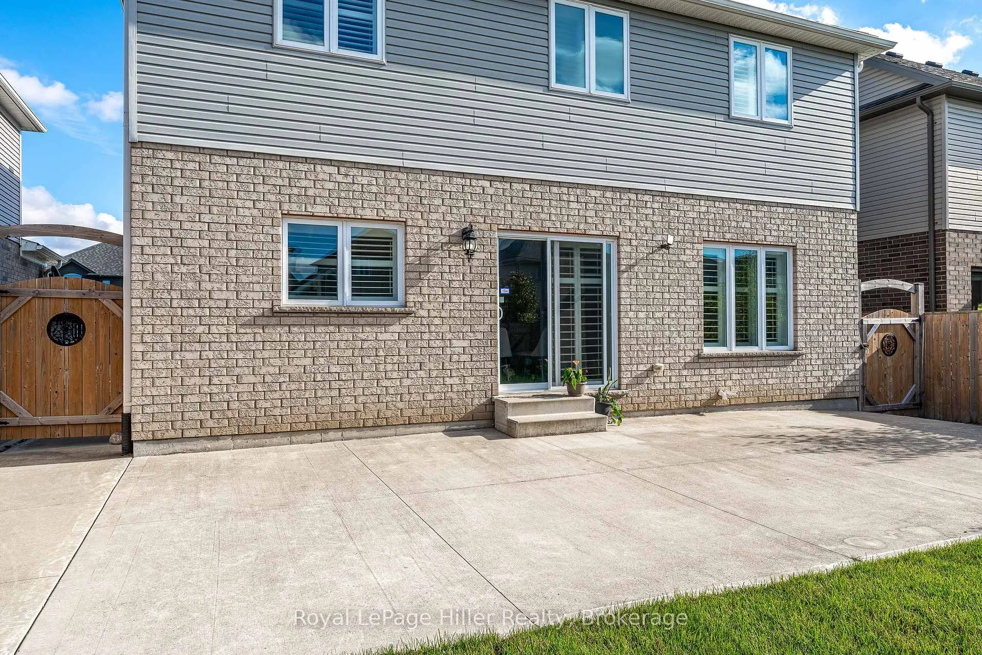 Photo 43 of 112 Thomas Street, Stratford — HOMEH