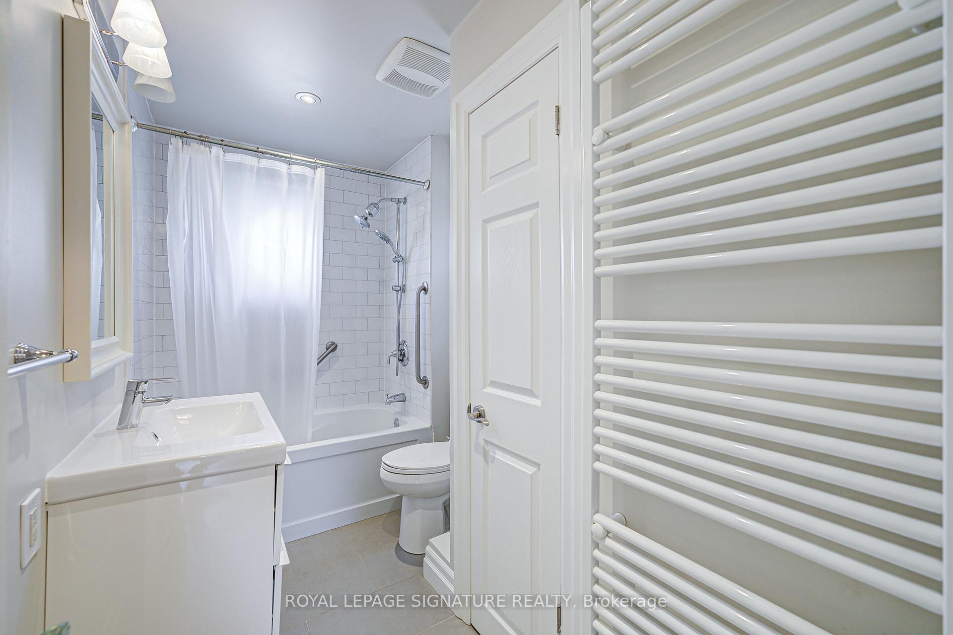 Photo 13 of Unit Upper, 1063 Pape Avenue, Toronto, East York — HOMEH
