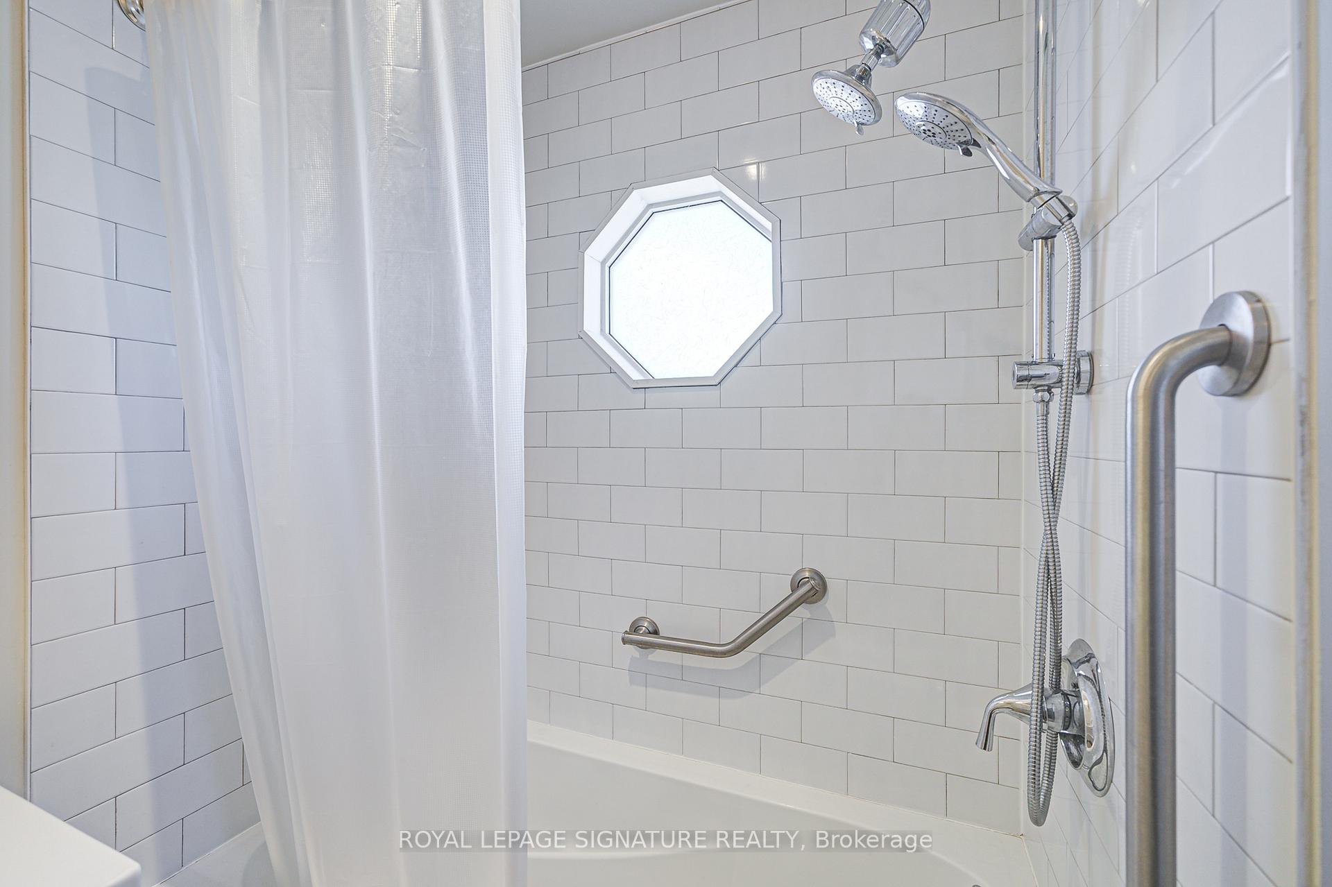 Photo 14 of Unit Upper, 1063 Pape Avenue, Toronto, East York — HOMEH