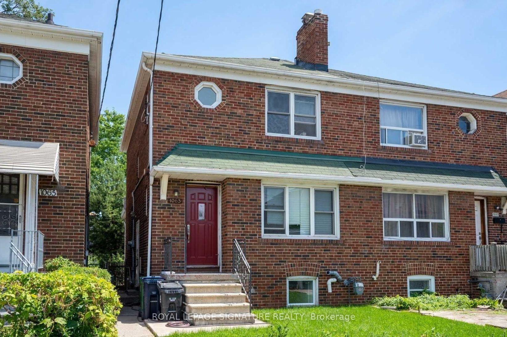 Photo 18 of Unit Upper, 1063 Pape Avenue, Toronto, East York — HOMEH