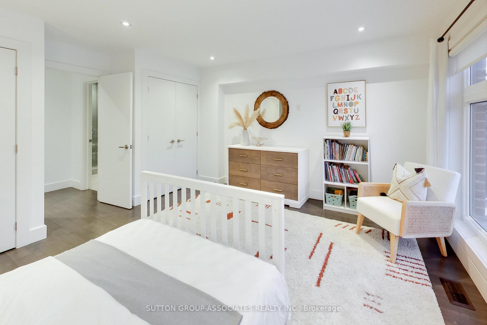 Photo 12 of 160A Cedric Avenue, Toronto, Oakwood Village — HOMEH