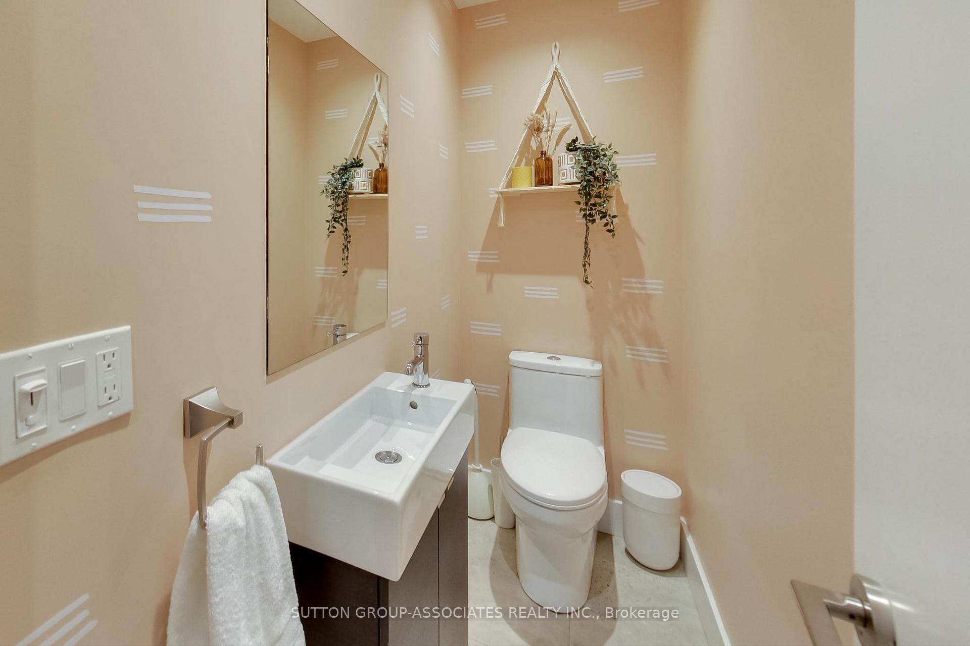 Photo 33 of 160A Cedric Avenue, Toronto, Oakwood Village — HOMEH