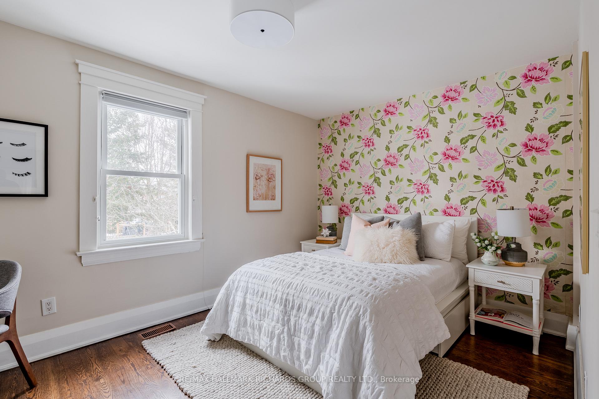 Photo 11 of 35 Kingsmount Park Road, Toronto, Woodbine Corridor — HOMEH