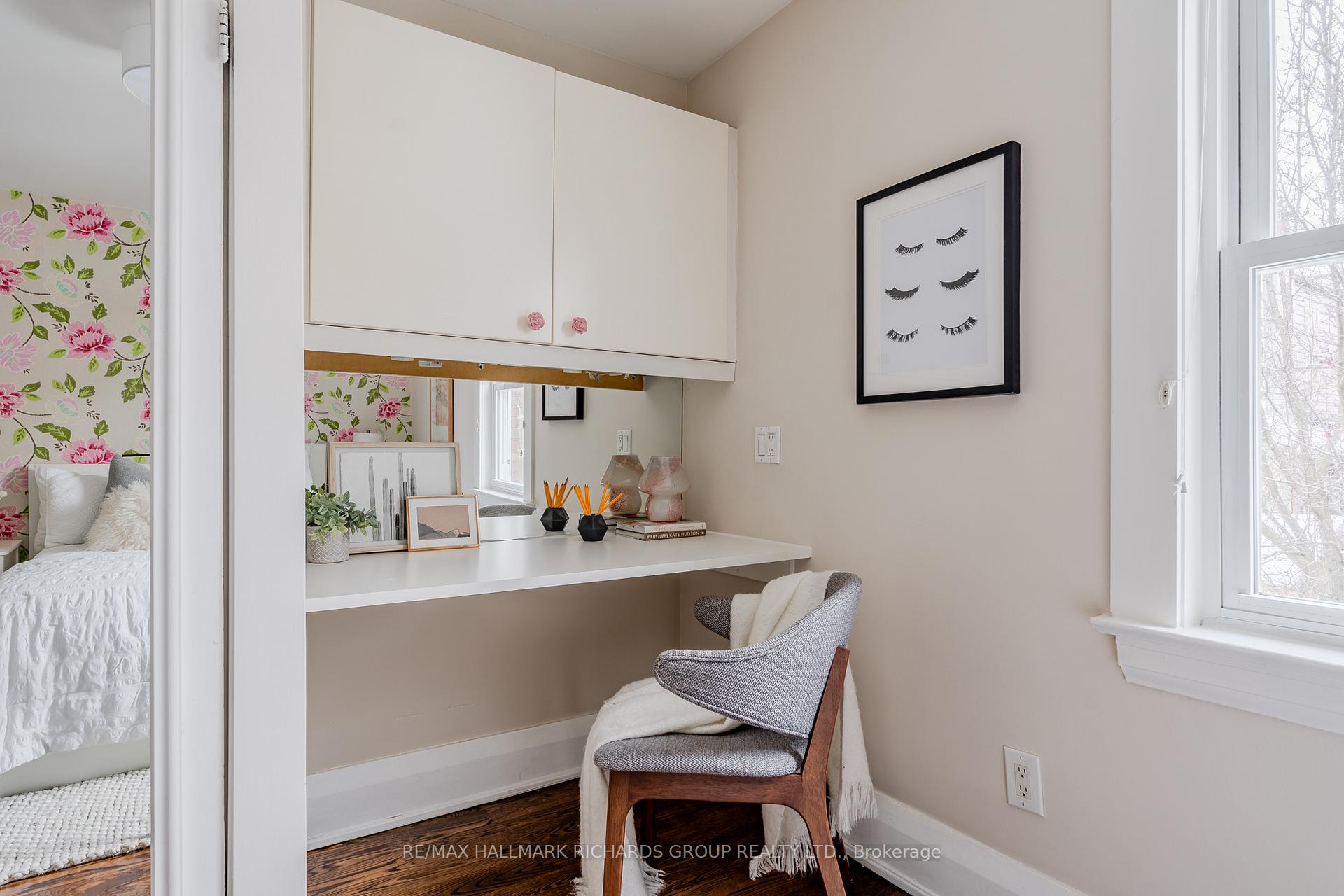 Photo 12 of 35 Kingsmount Park Road, Toronto, Woodbine Corridor — HOMEH