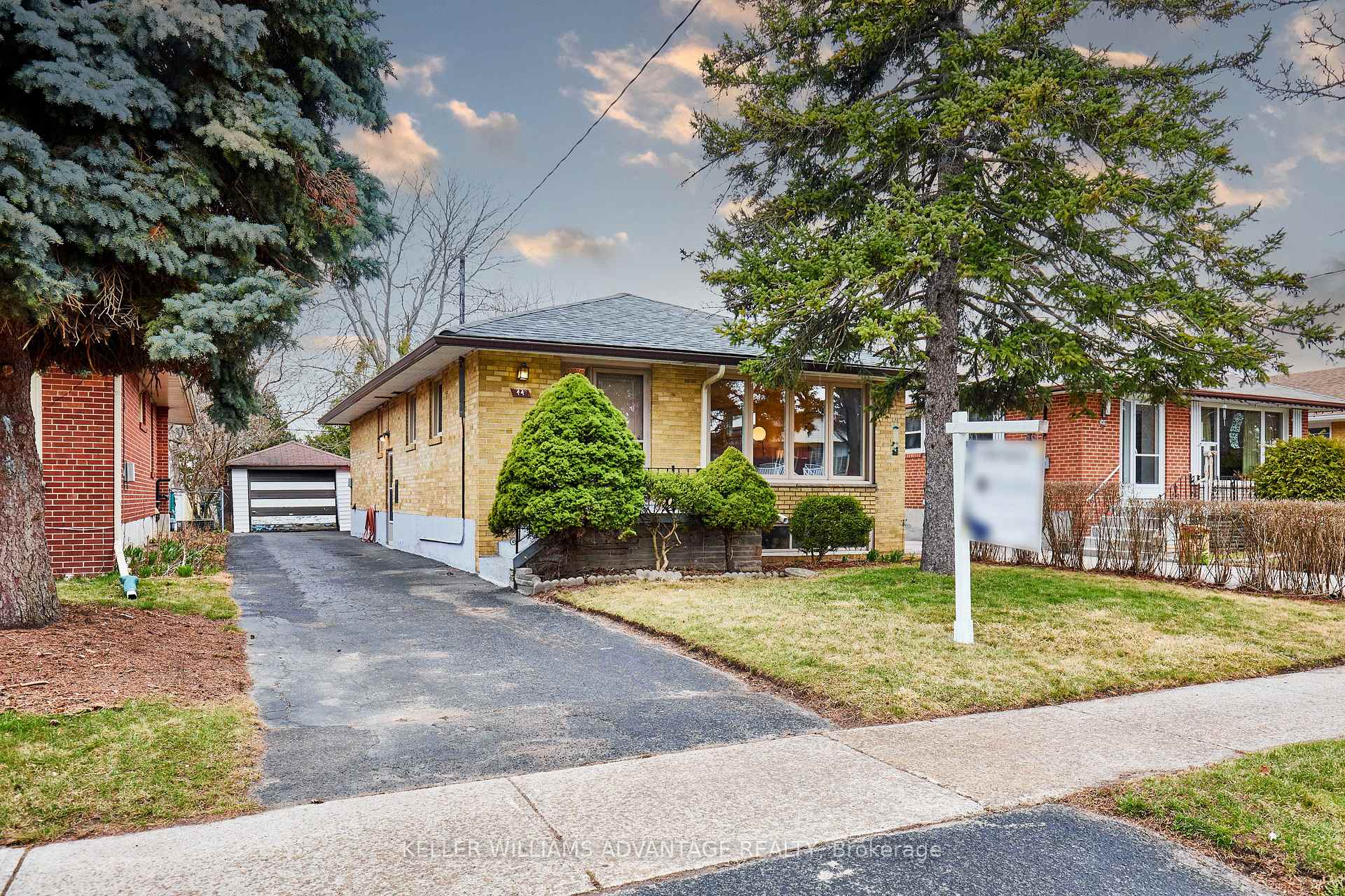 Photo 1 of 44 Chopin Avenue, Scarborough, Ionview — HOMEH
