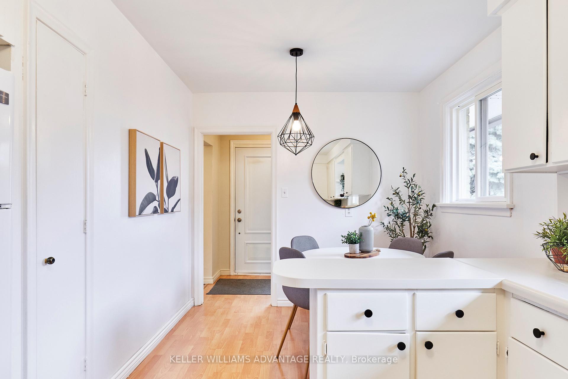 Photo 11 of 44 Chopin Avenue, Scarborough, Ionview — HOMEH