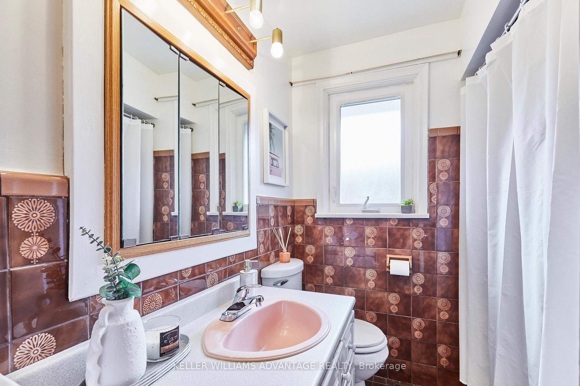 Photo 20 of 44 Chopin Avenue, Scarborough, Ionview — HOMEH