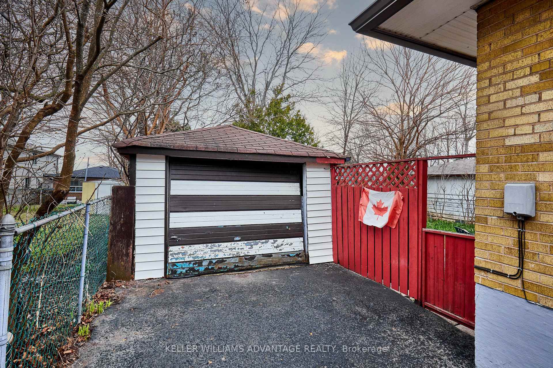 Photo 32 of 44 Chopin Avenue, Scarborough, Ionview — HOMEH