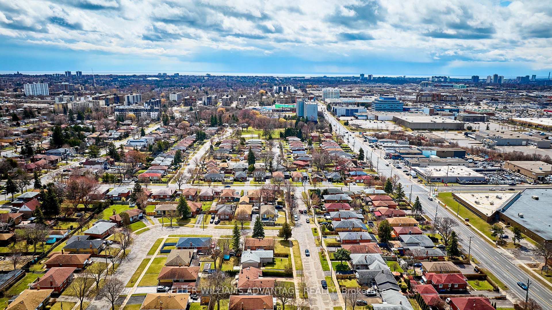 Photo 42 of 44 Chopin Avenue, Scarborough, Ionview — HOMEH