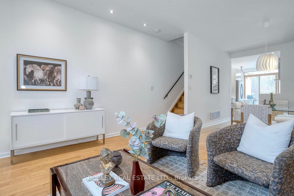 Photo 5 of 232 Claremont Street, Toronto, Trinity-Bellwoods — HOMEH