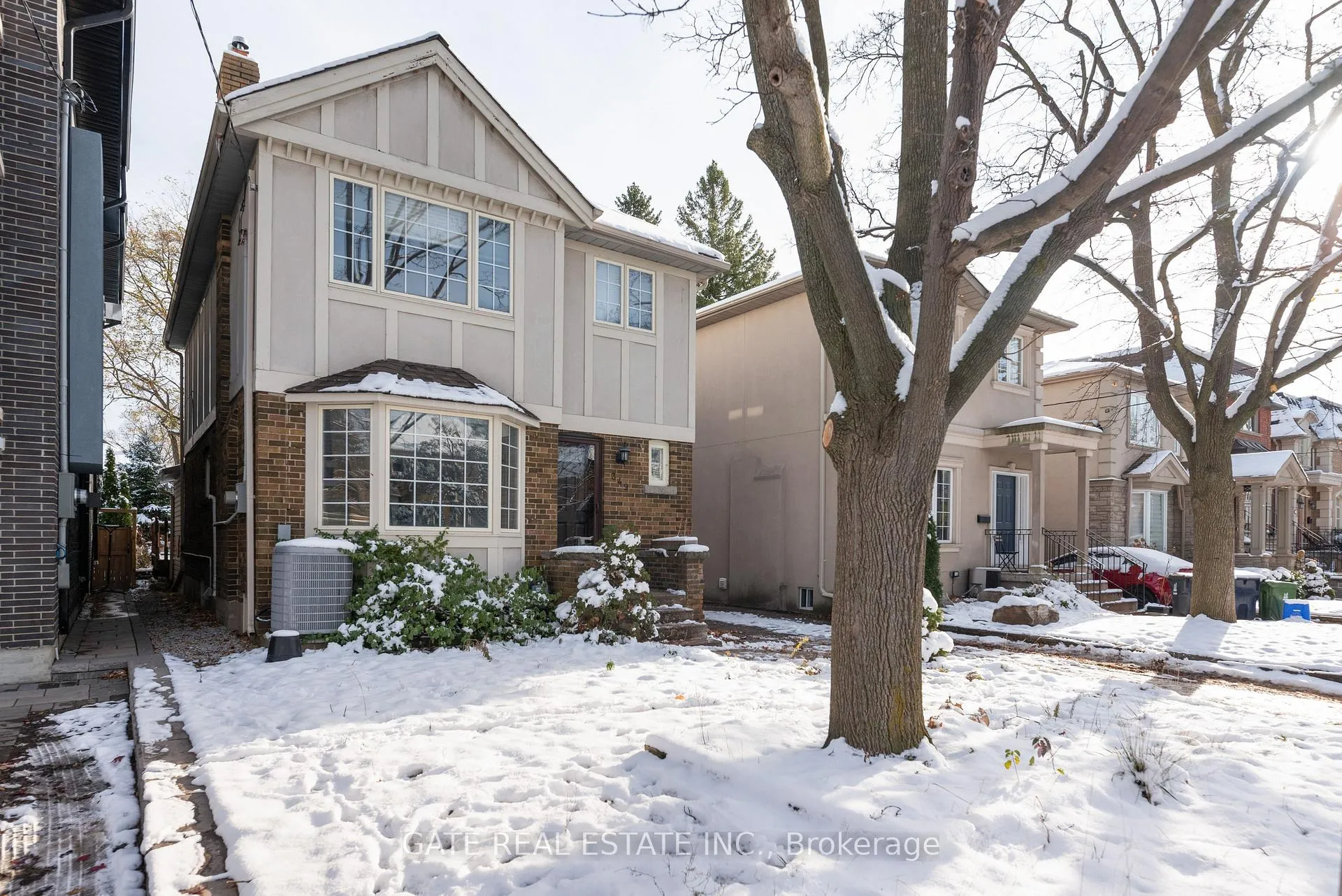 Photo 2 of 349 Laird Drive, Toronto, Leaside — HOMEH