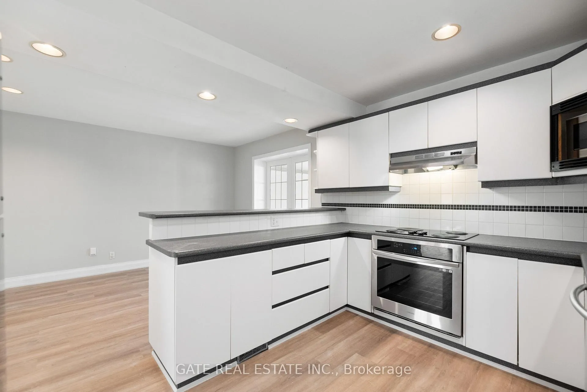 Photo 16 of 349 Laird Drive, Toronto, Leaside — HOMEH