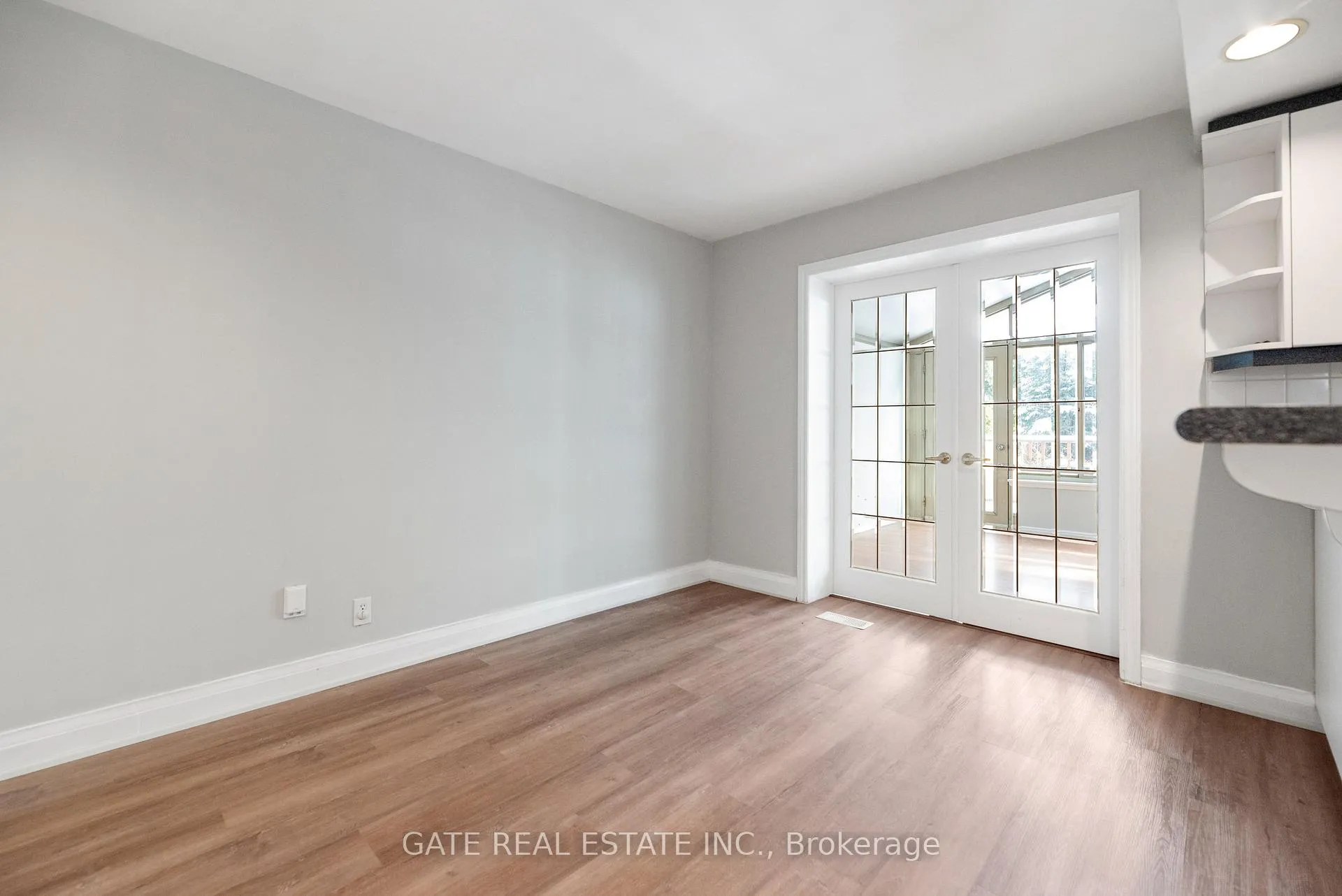 Photo 17 of 349 Laird Drive, Toronto, Leaside — HOMEH