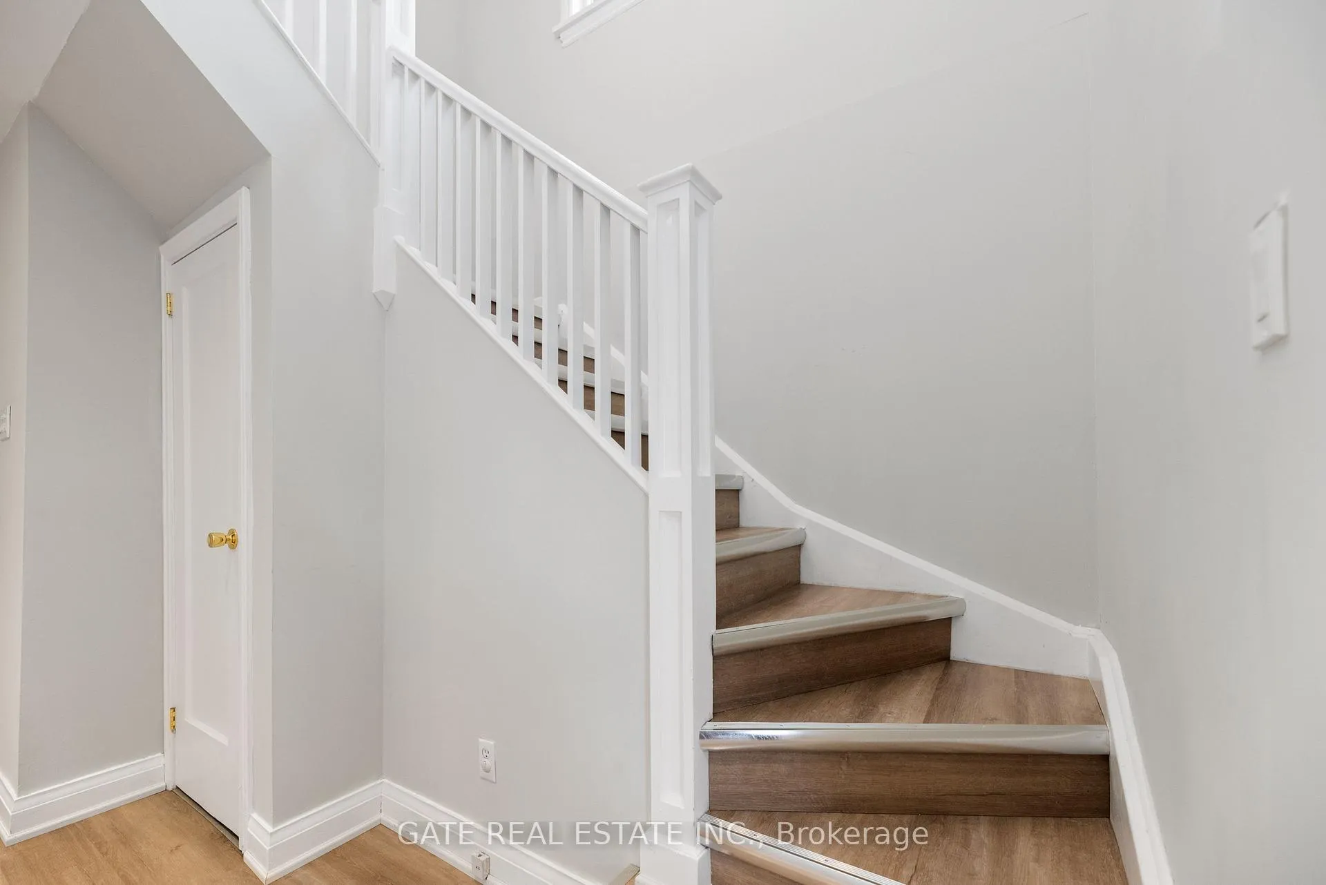 Photo 31 of 349 Laird Drive, Toronto, Leaside — HOMEH