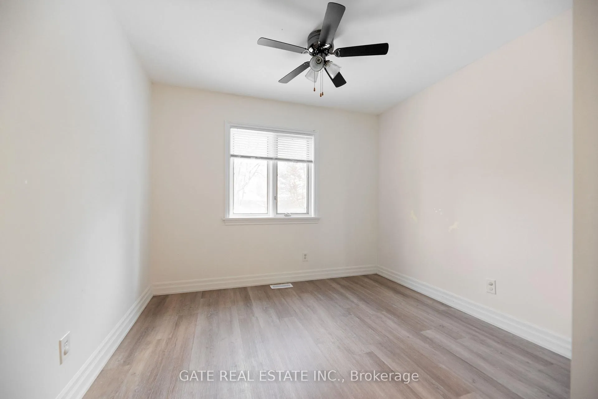 Photo 36 of 349 Laird Drive, Toronto, Leaside — HOMEH