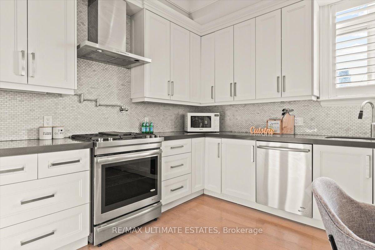 Photo 8 of 45A Burnaby Boulevard, Toronto, Lawrence Park South — HOMEH