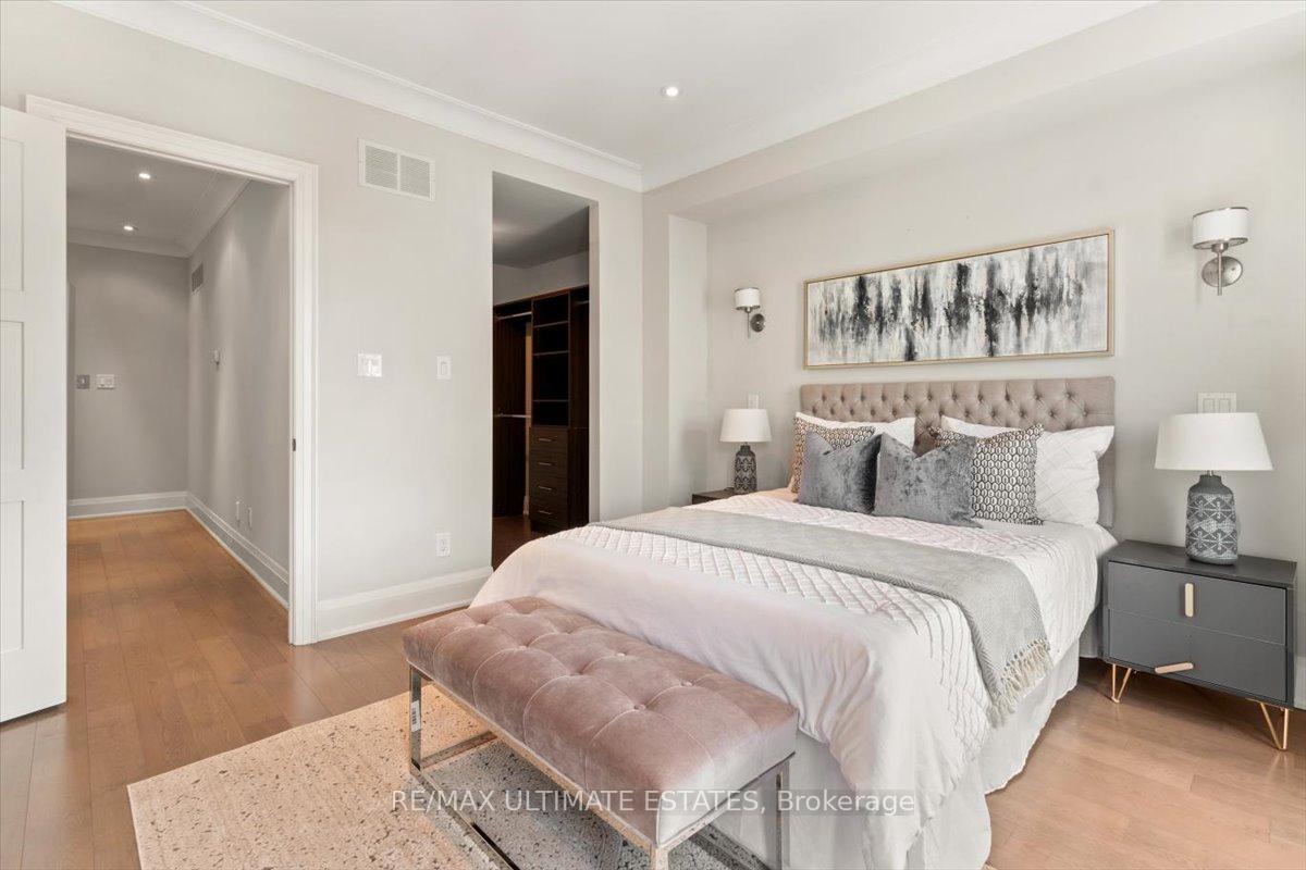 Photo 13 of 45A Burnaby Boulevard, Toronto, Lawrence Park South — HOMEH